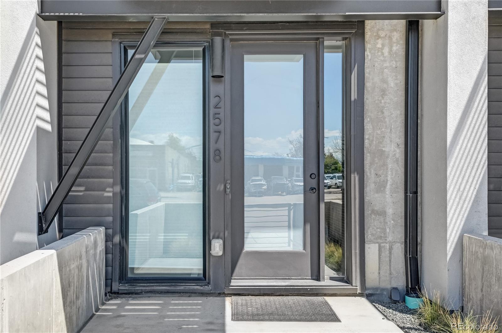 MLS Image #2 for 2578 s broadway  ,denver, Colorado