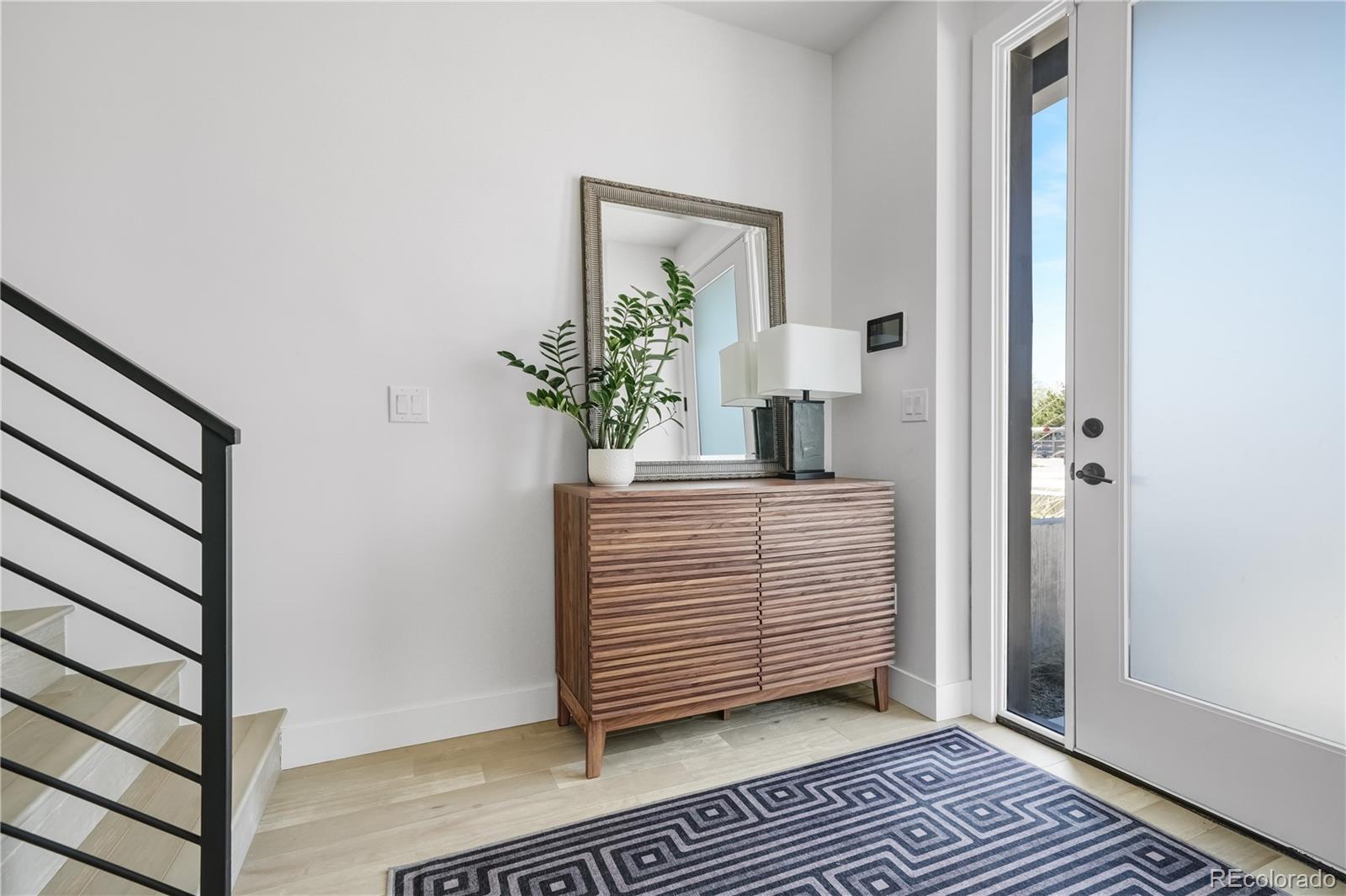 MLS Image #3 for 2578 s broadway  ,denver, Colorado