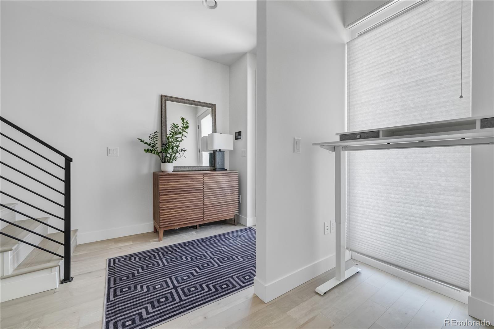 MLS Image #5 for 2578 s broadway  ,denver, Colorado