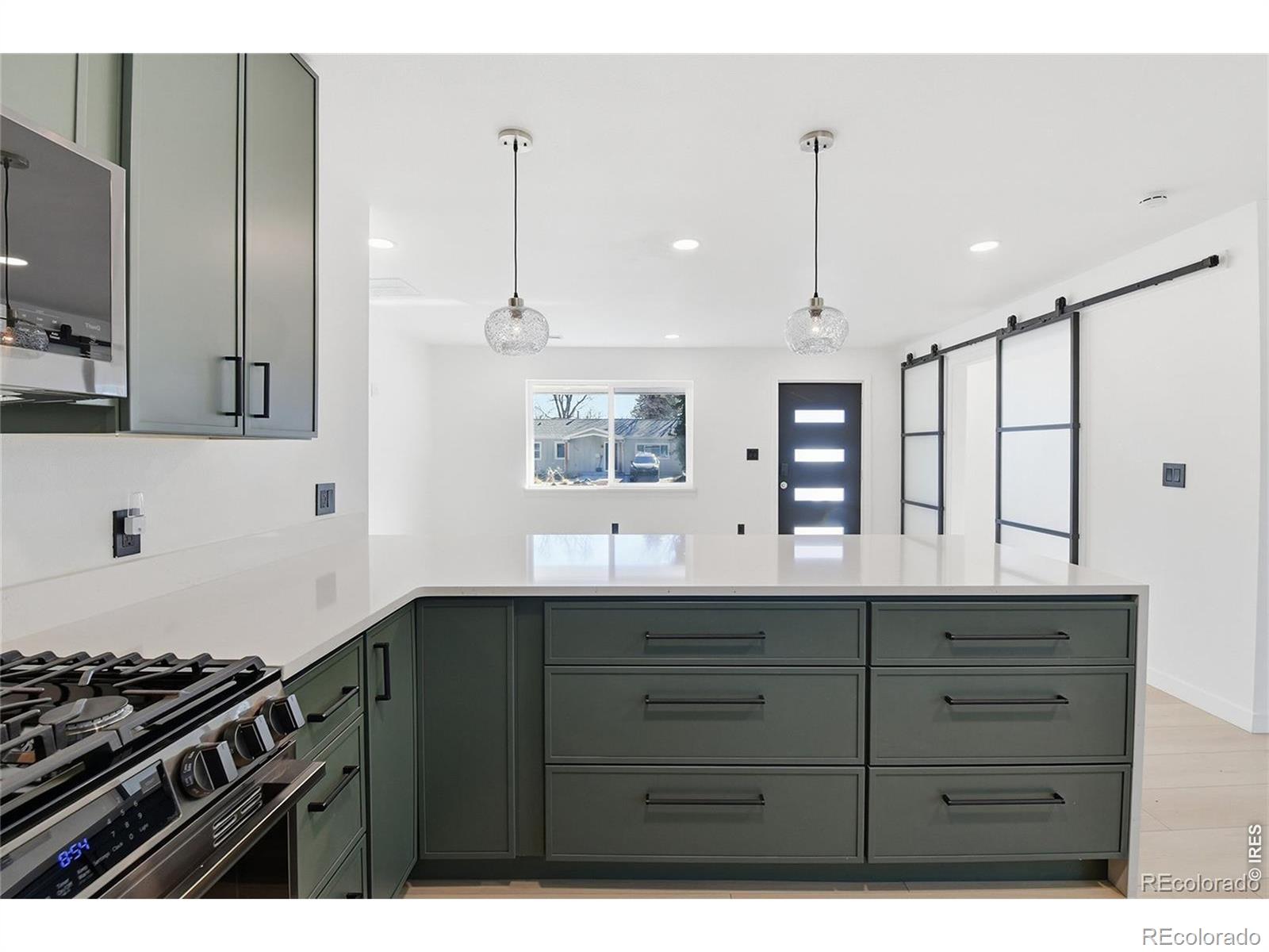 MLS Image #16 for 1431 s glencoe street,denver, Colorado