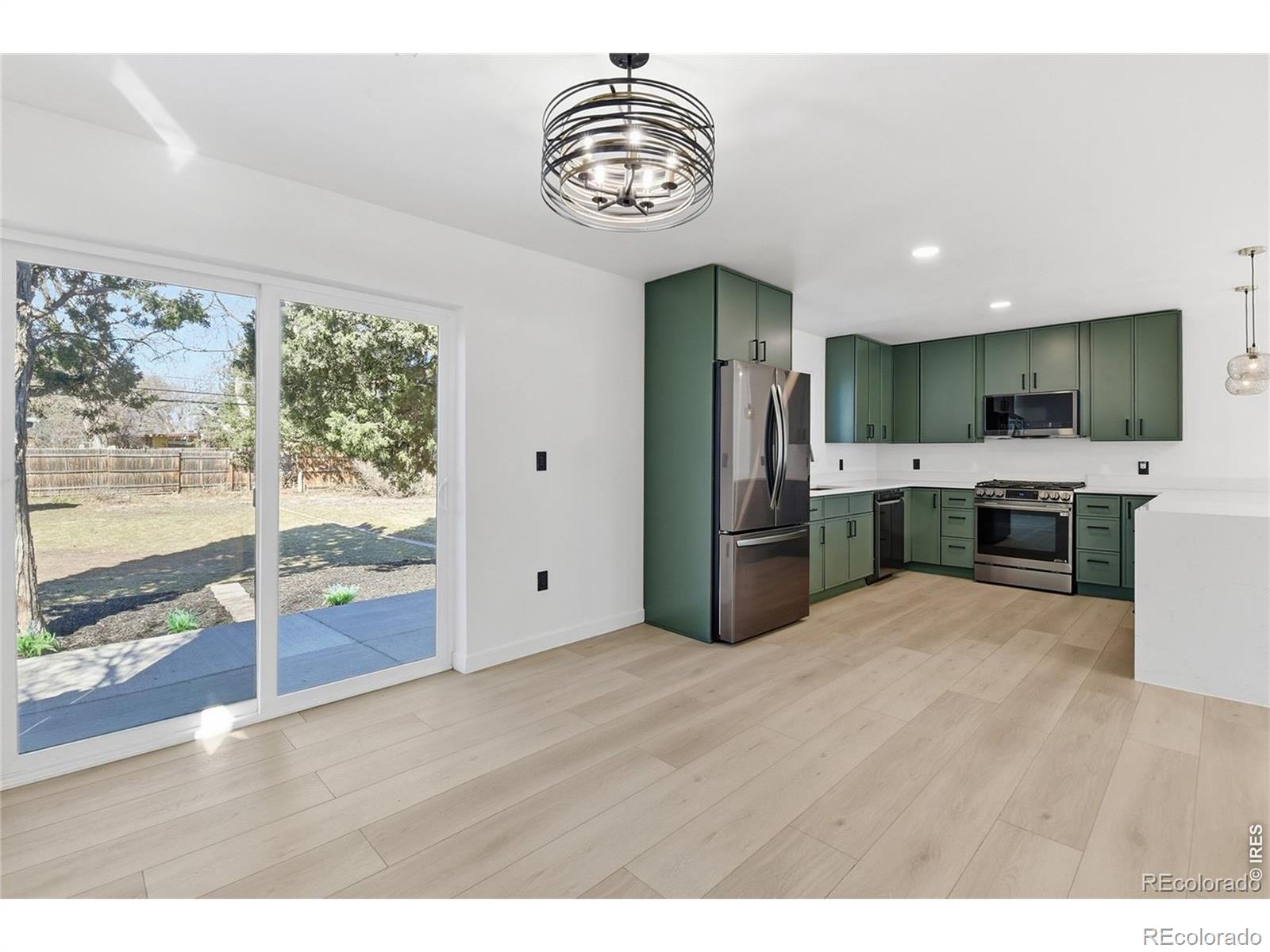 MLS Image #19 for 1431 s glencoe street,denver, Colorado