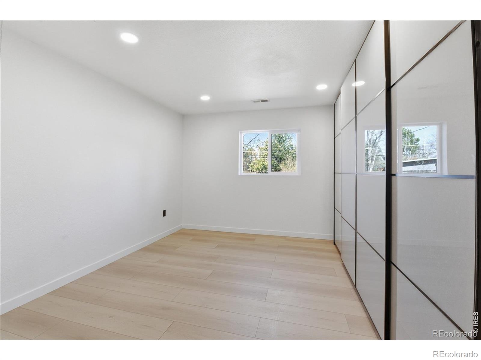 MLS Image #21 for 1431 s glencoe street,denver, Colorado