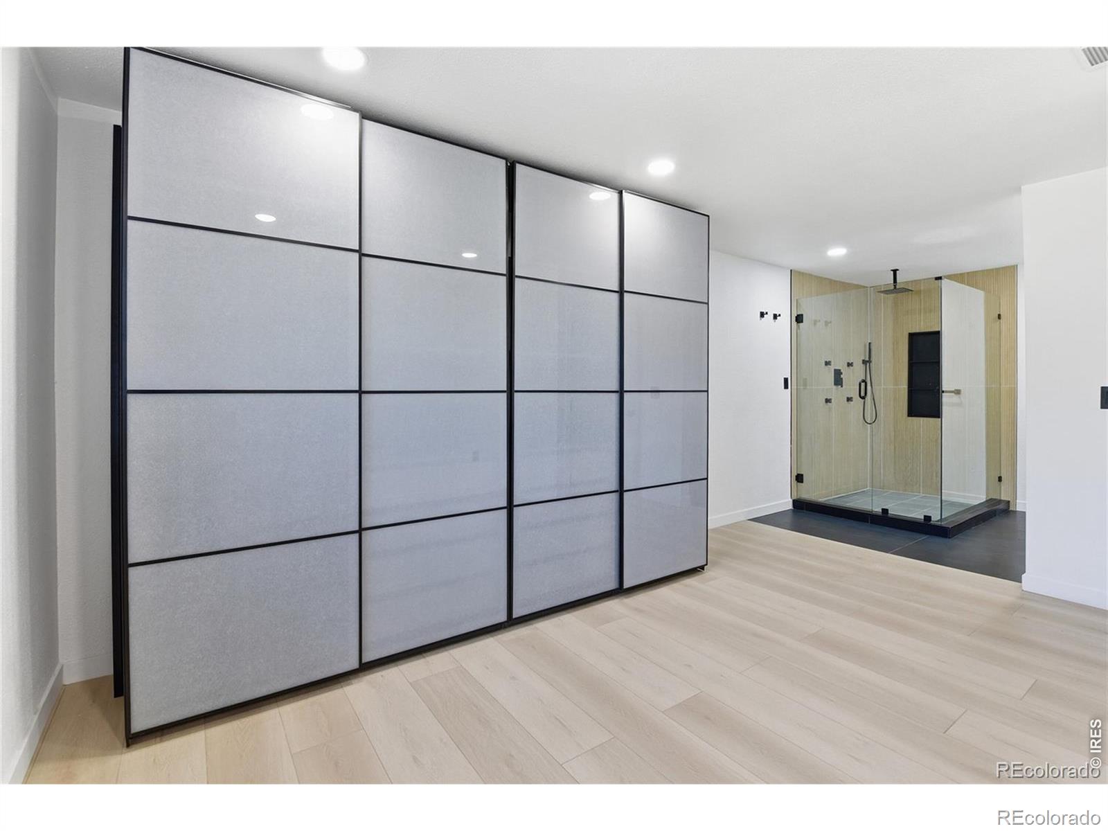 MLS Image #24 for 1431 s glencoe street,denver, Colorado
