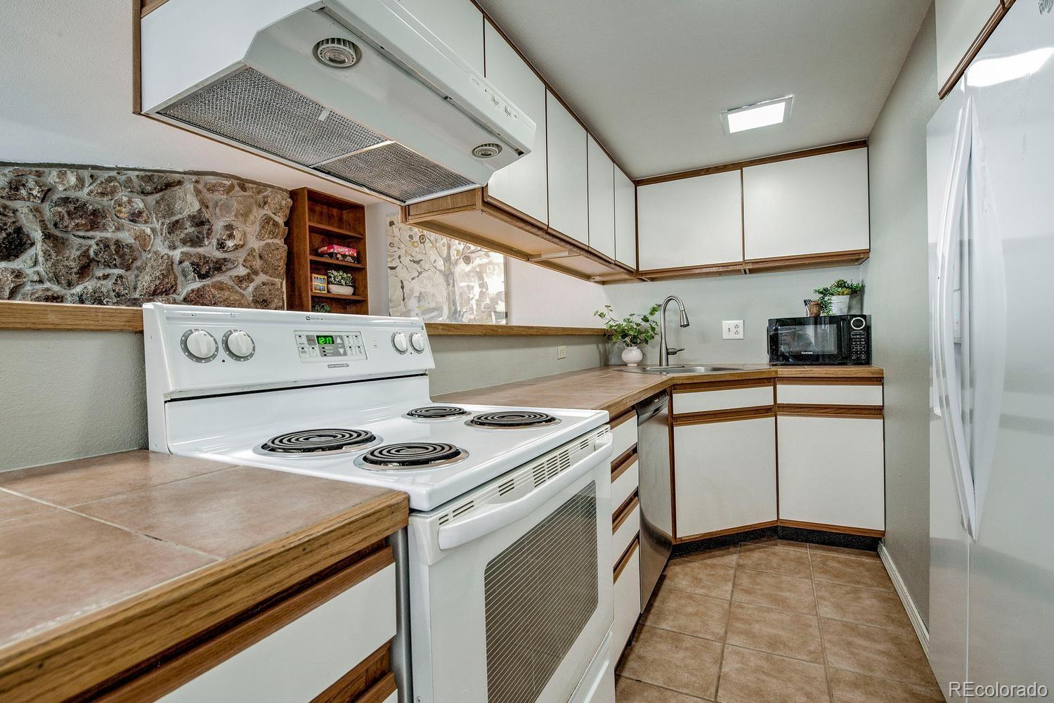 MLS Image #6 for 370 e la bonte street,dillon, Colorado