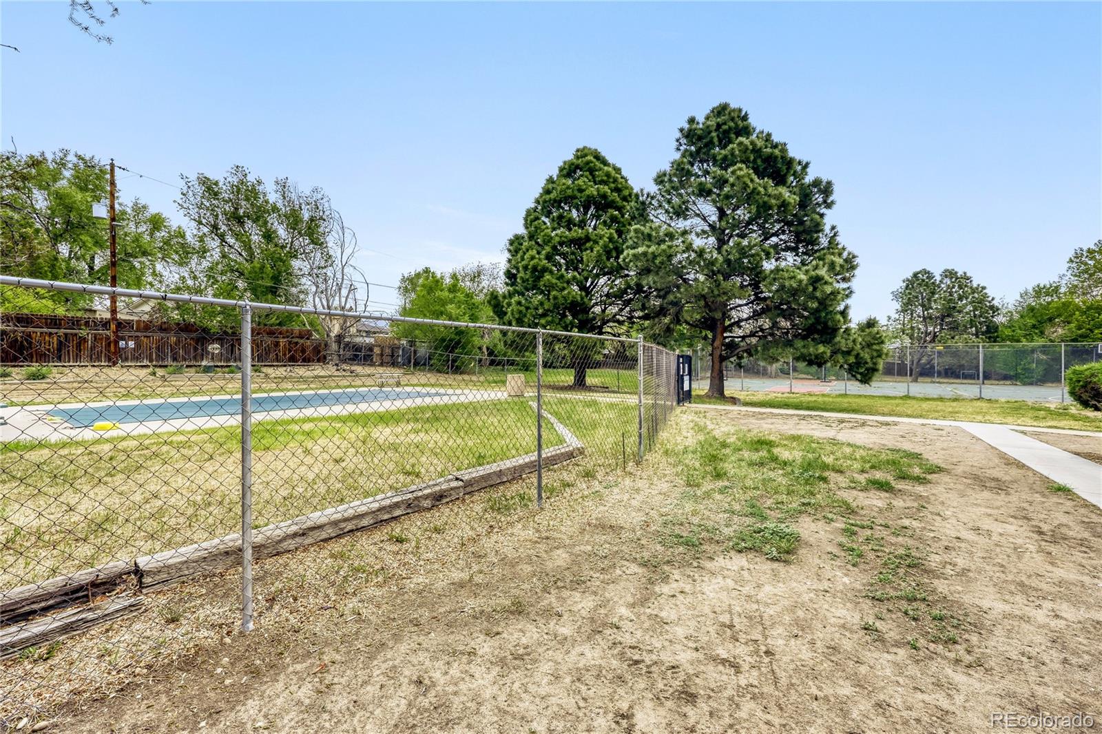 MLS Image #12 for 747 w 96th avenue 2,thornton, Colorado