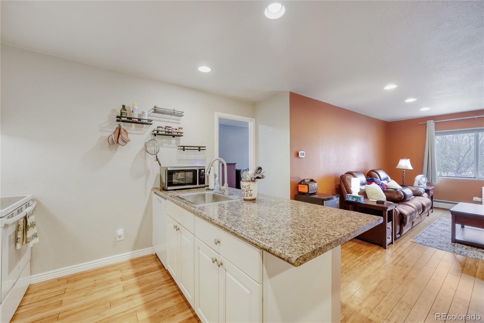 MLS Image #2 for 747 w 96th avenue 2,thornton, Colorado