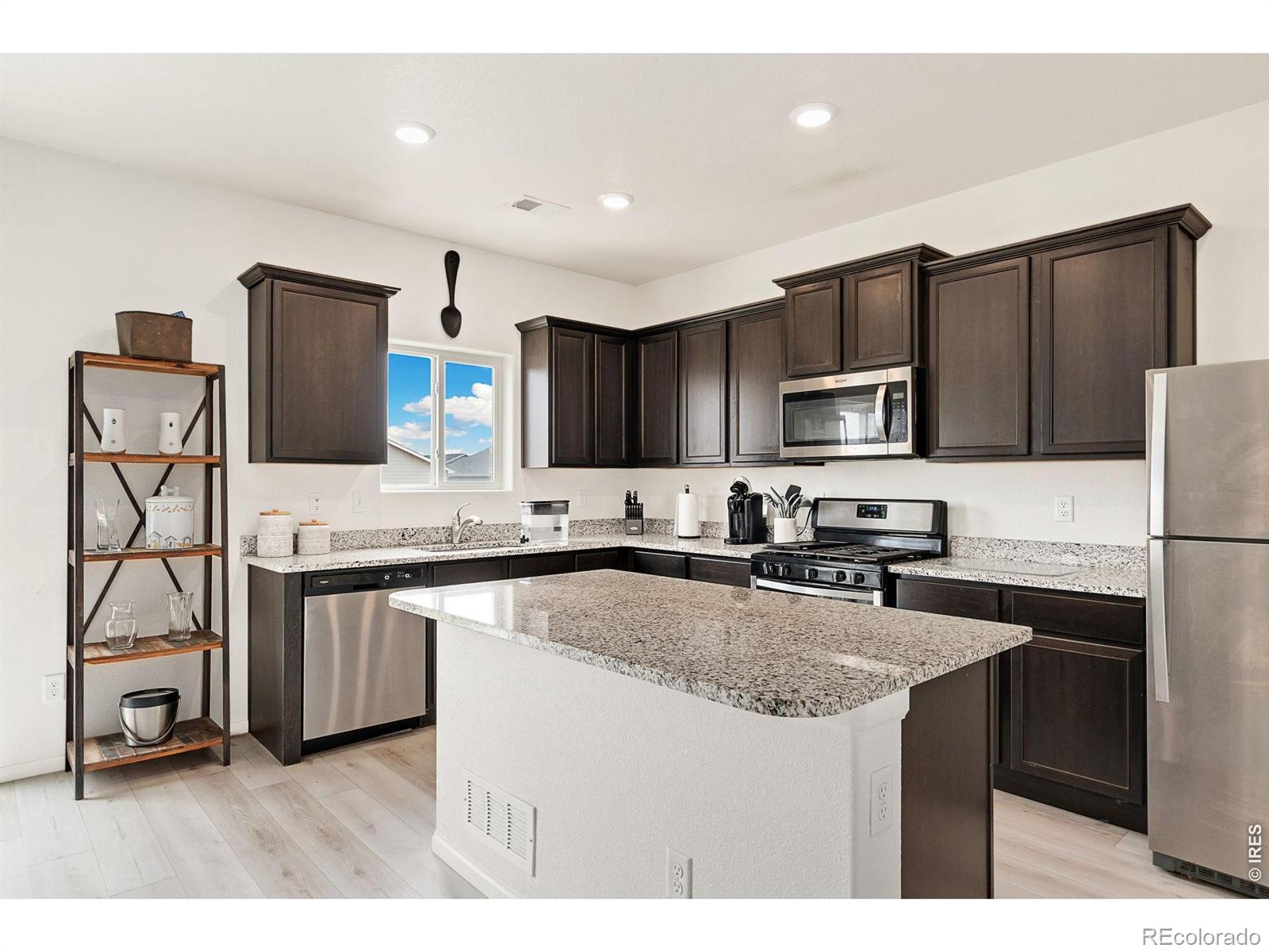MLS Image #10 for 1072  long meadows street,severance, Colorado