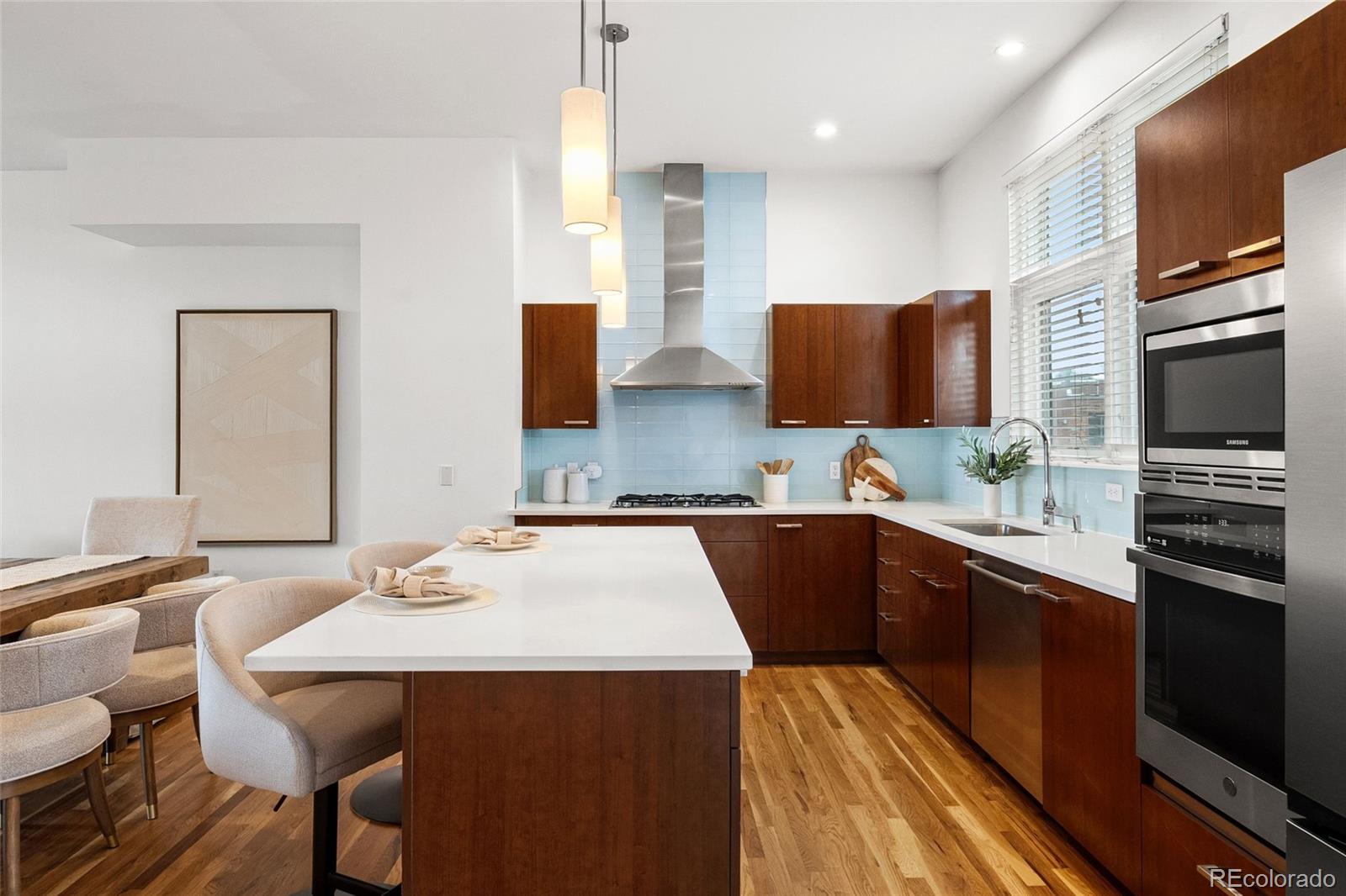 MLS Image #10 for 2515  larimer street,denver, Colorado