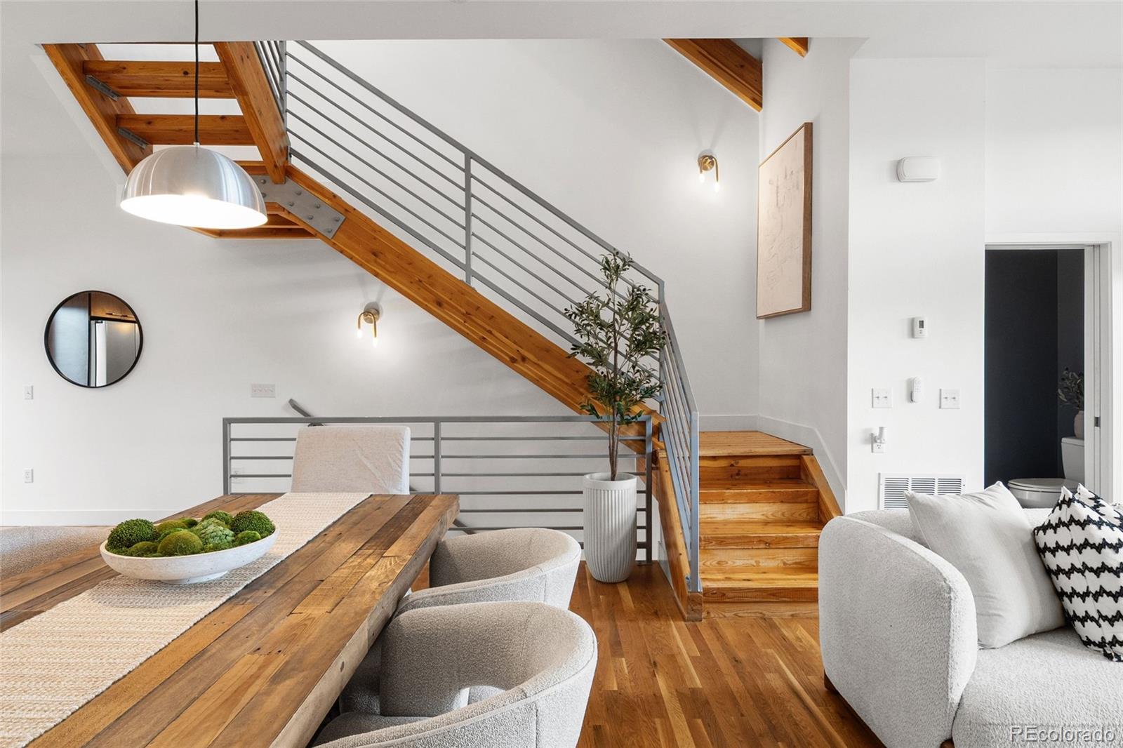 MLS Image #15 for 2515  larimer street,denver, Colorado