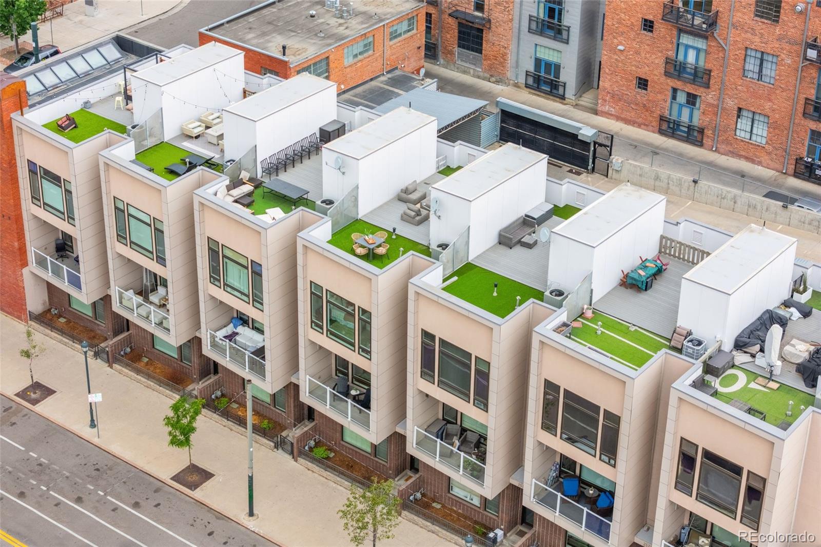 MLS Image #37 for 2515  larimer street,denver, Colorado