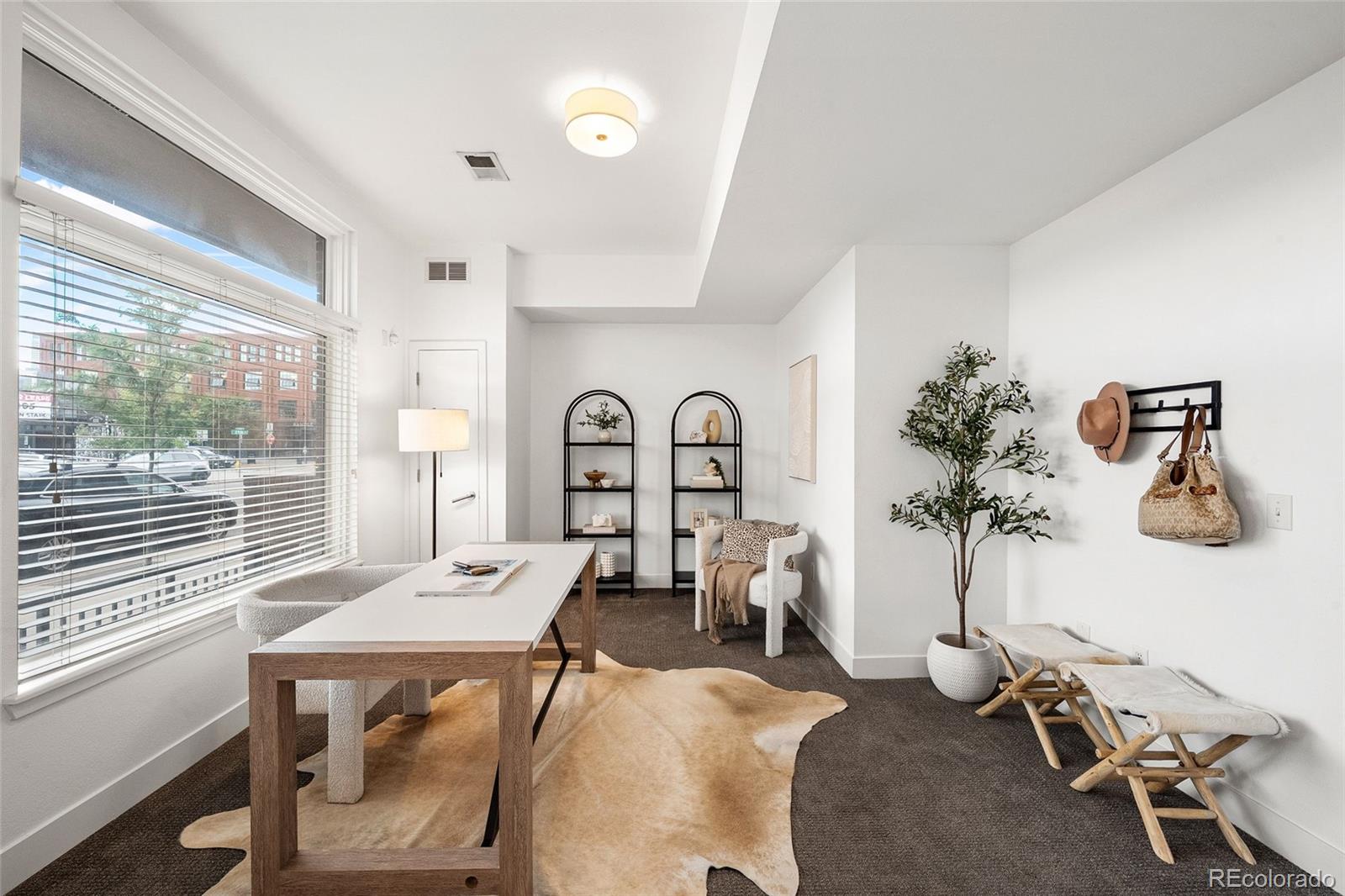 MLS Image #6 for 2515  larimer street,denver, Colorado