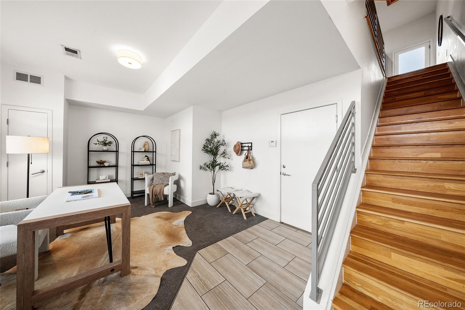 MLS Image #8 for 2515  larimer street,denver, Colorado