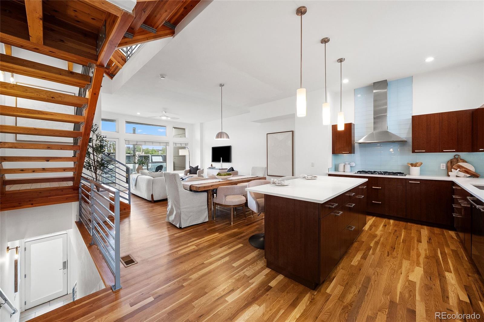 MLS Image #9 for 2515  larimer street,denver, Colorado