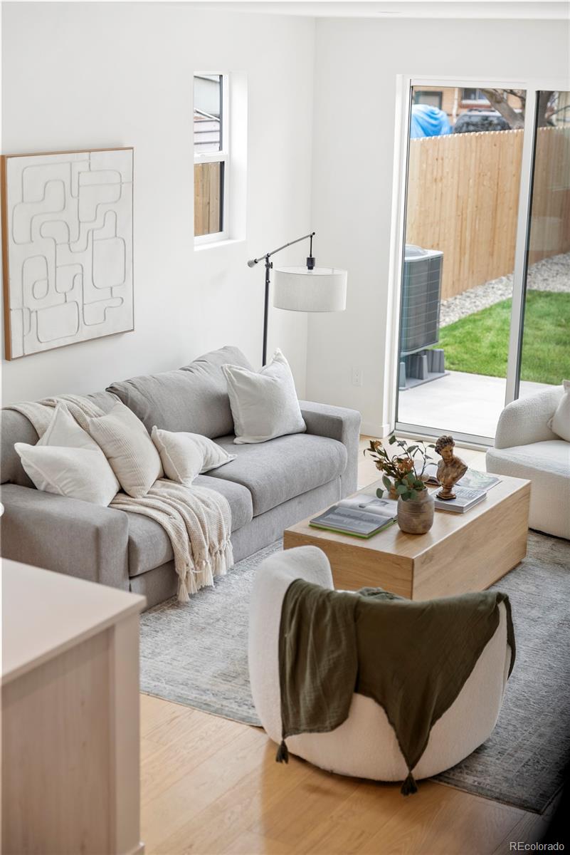 MLS Image #14 for 2359 s bannock street,denver, Colorado