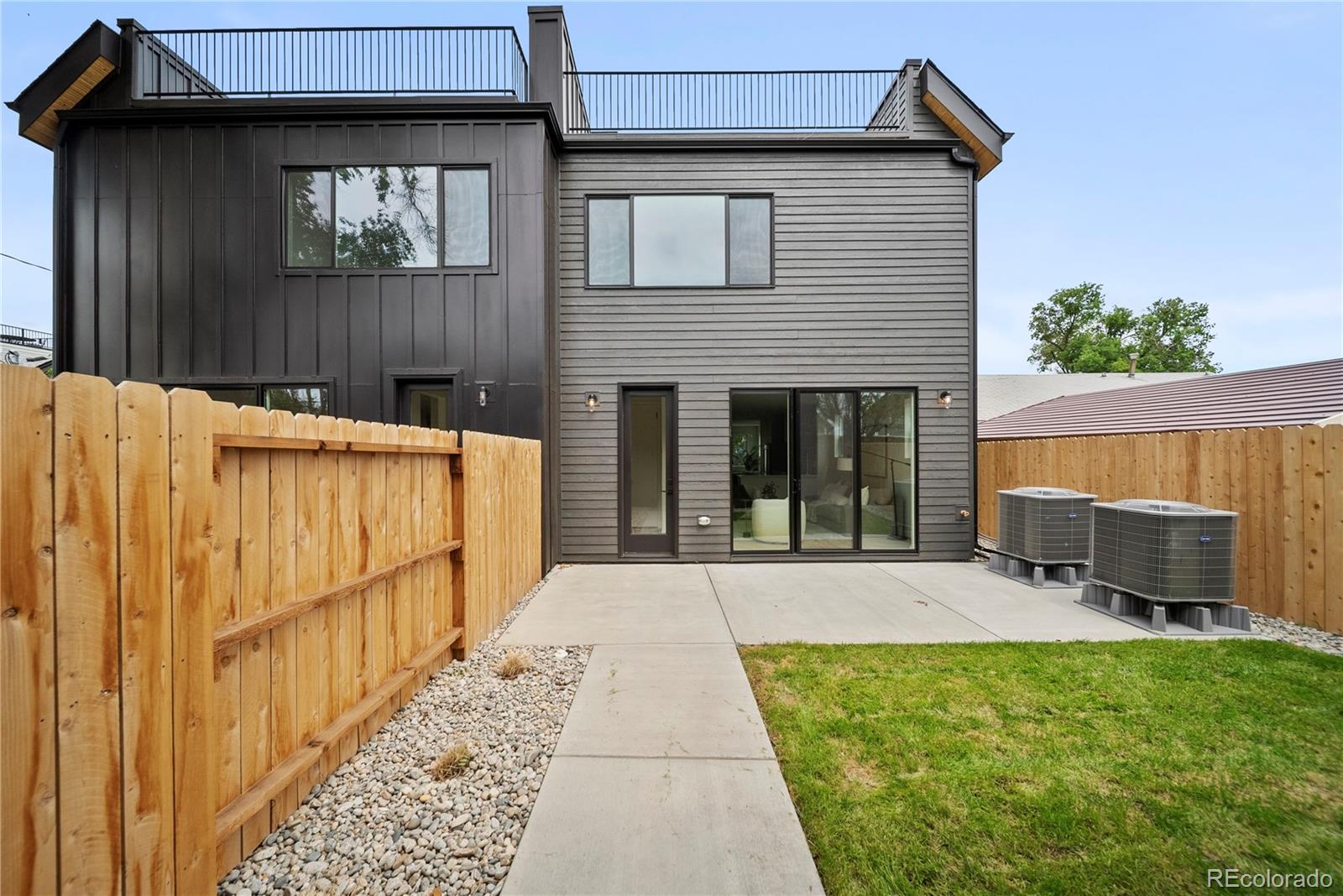 MLS Image #16 for 2359 s bannock street,denver, Colorado