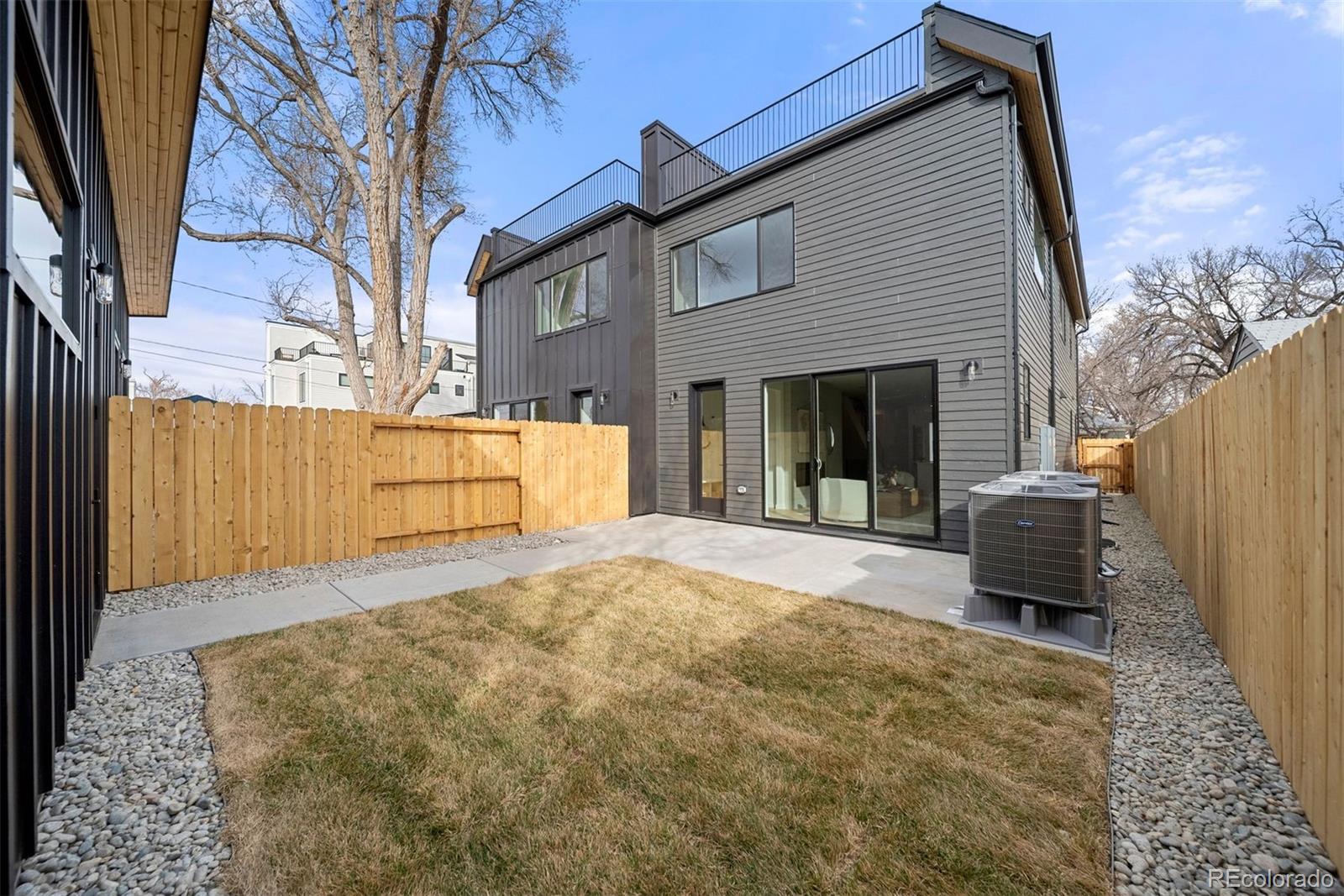 MLS Image #18 for 2359 s bannock street,denver, Colorado