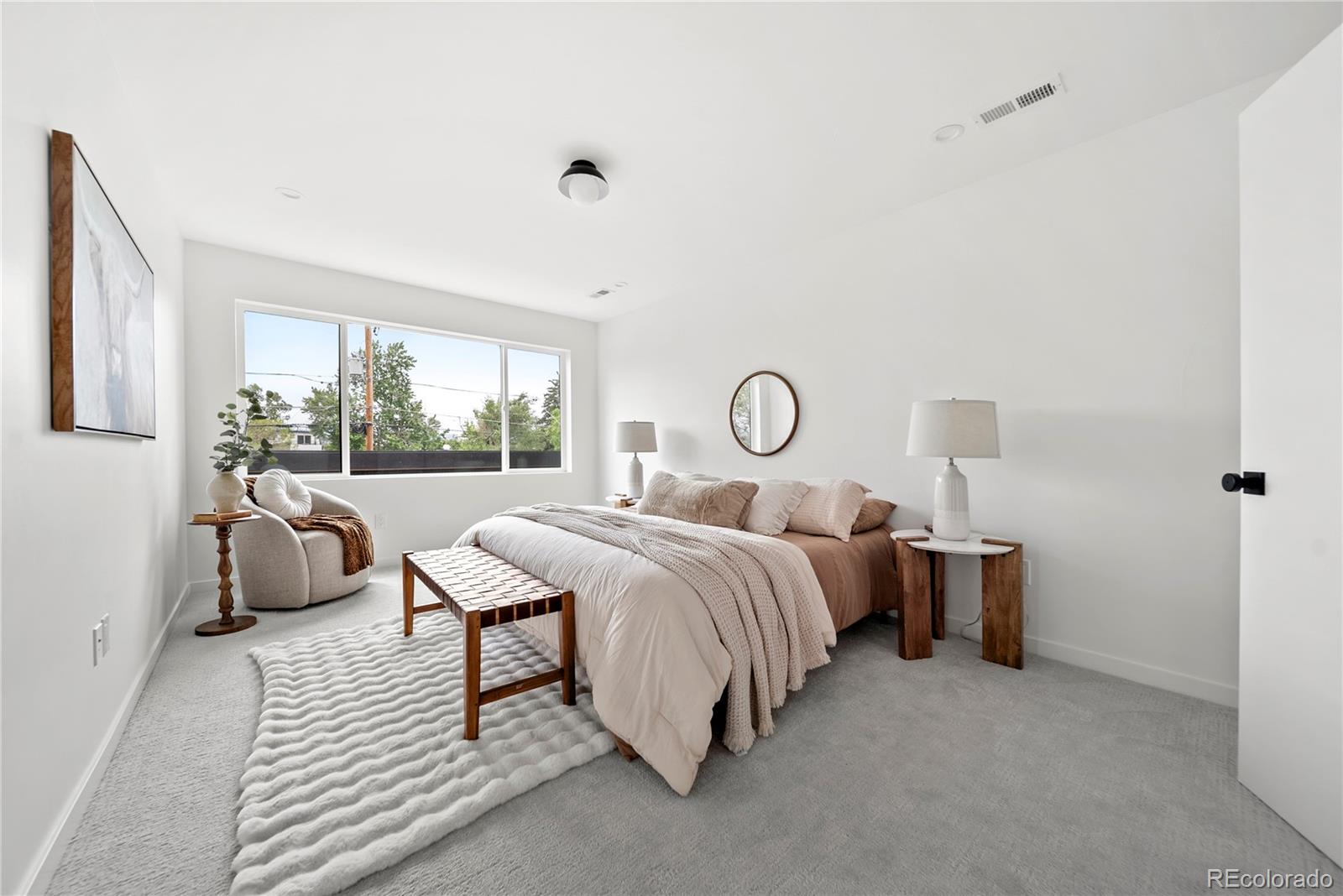 MLS Image #20 for 2359 s bannock street,denver, Colorado