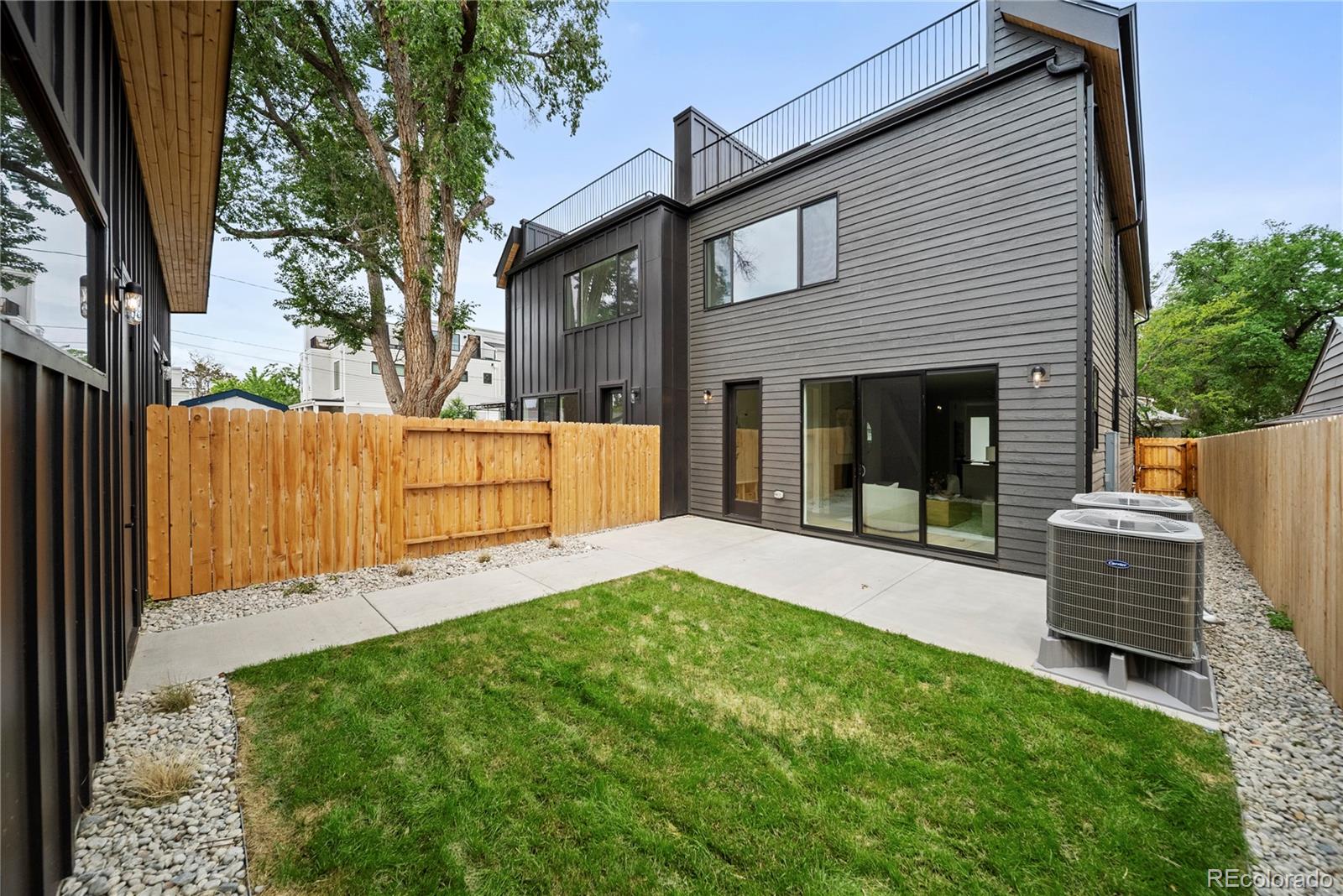 MLS Image #46 for 2359 s bannock street,denver, Colorado
