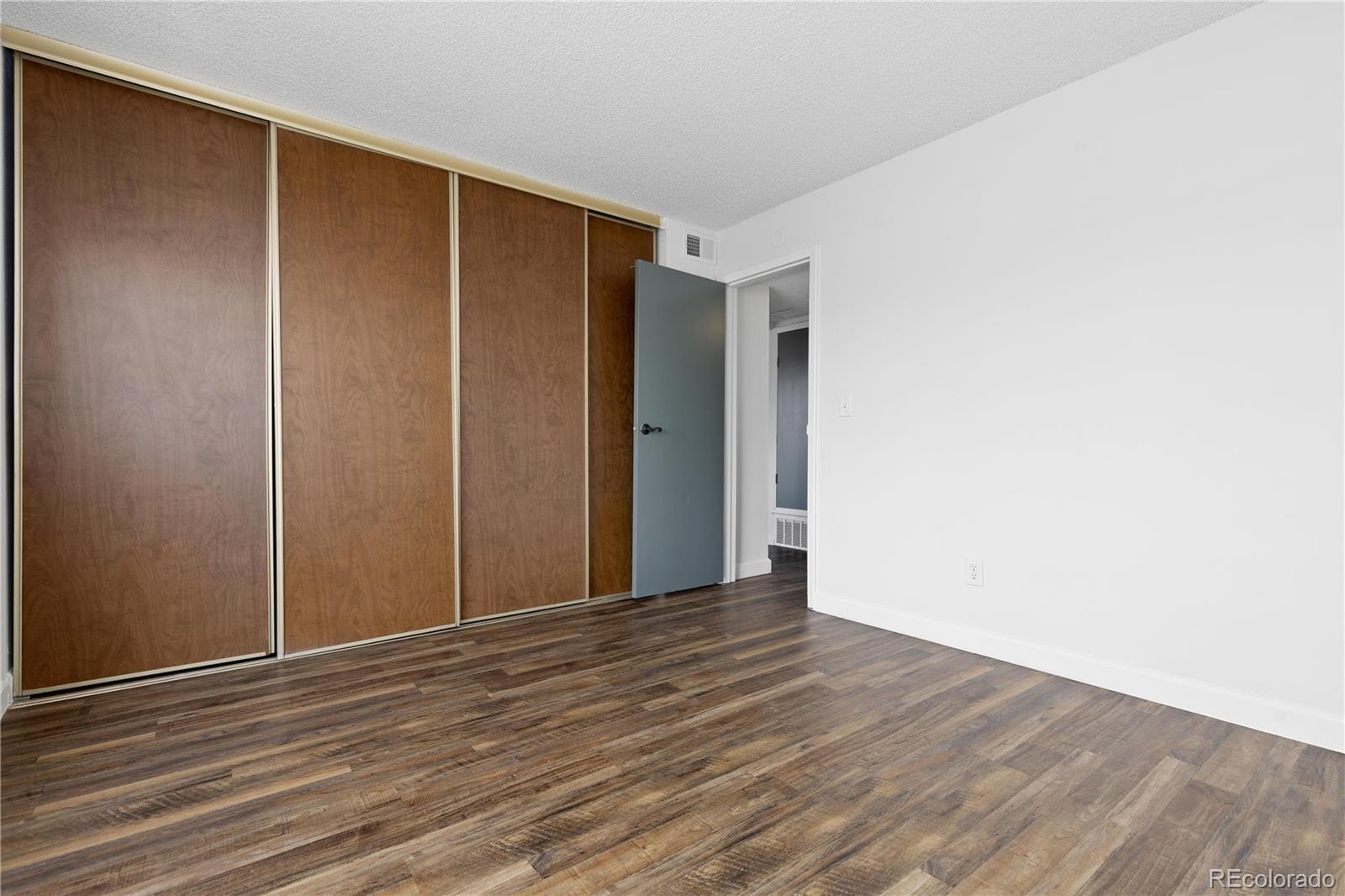 MLS Image #15 for 3550 s harlan street,denver, Colorado