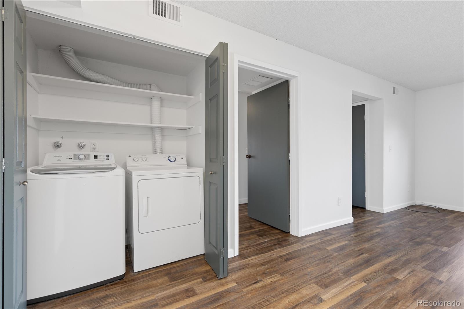 MLS Image #8 for 3550 s harlan street,denver, Colorado