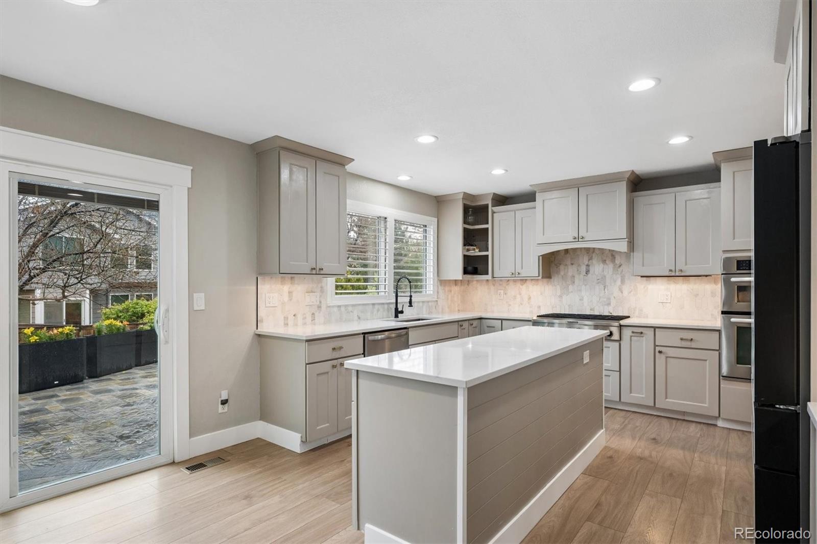 MLS Image #9 for 5731  glenstone drive,highlands ranch, Colorado
