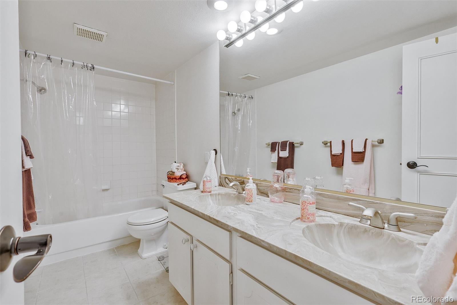 MLS Image #21 for 3538 s ivanhoe street ,denver, Colorado
