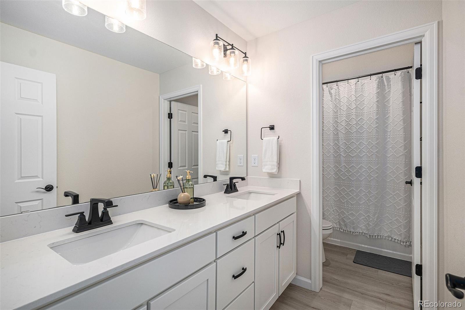 MLS Image #18 for 7338 s yantley way,aurora, Colorado