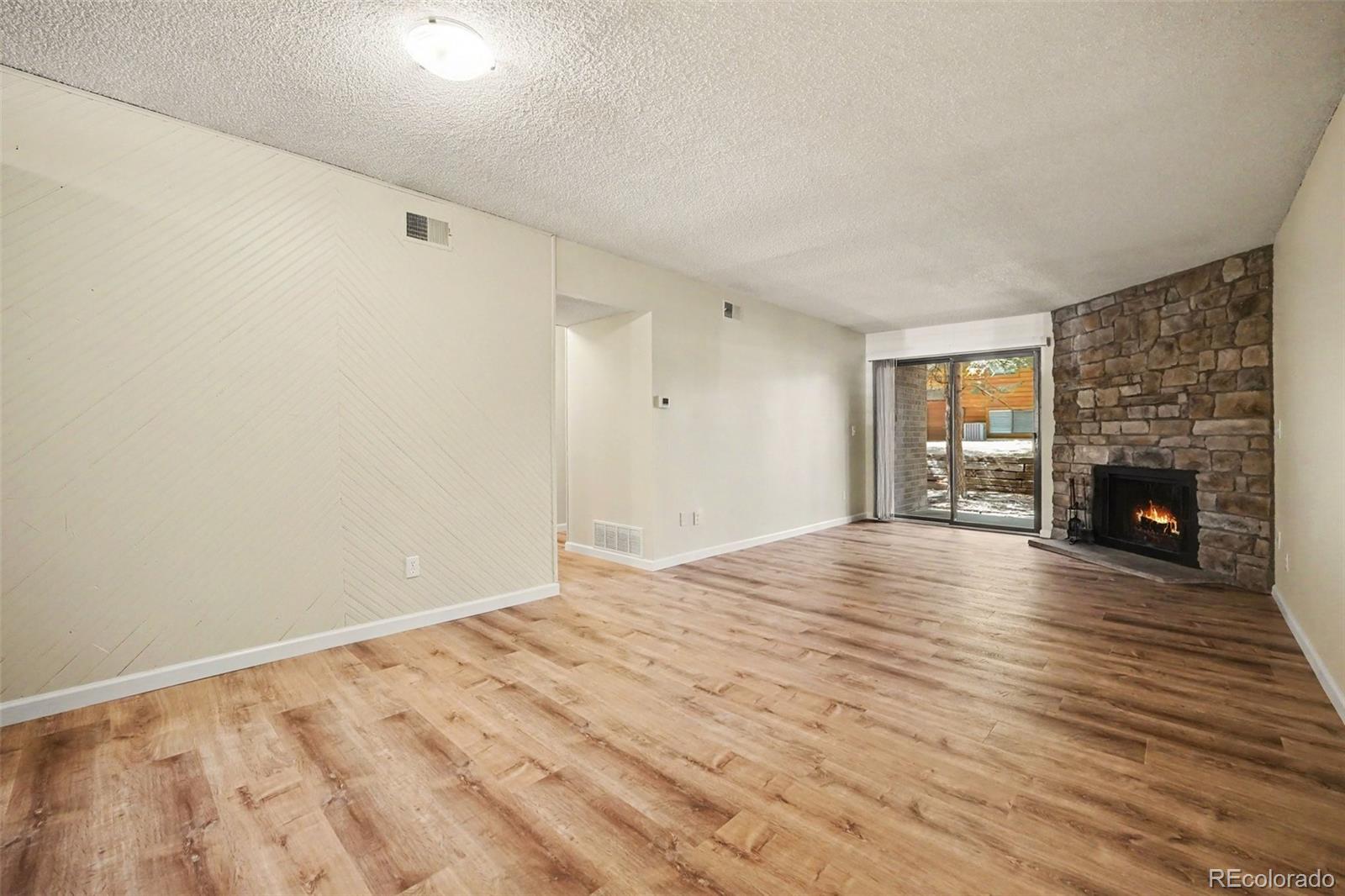 MLS Image #9 for 433  wright street 103,lakewood, Colorado