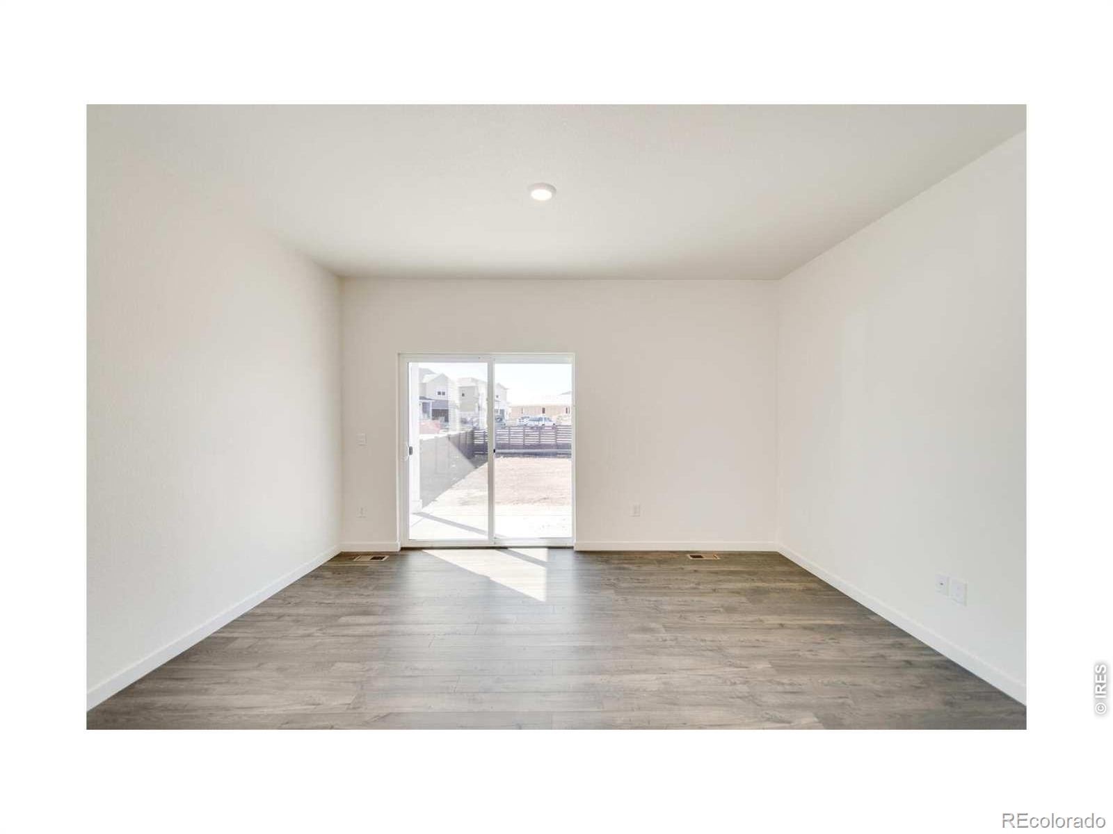 MLS Image #4 for 812  trumpet lane,windsor, Colorado