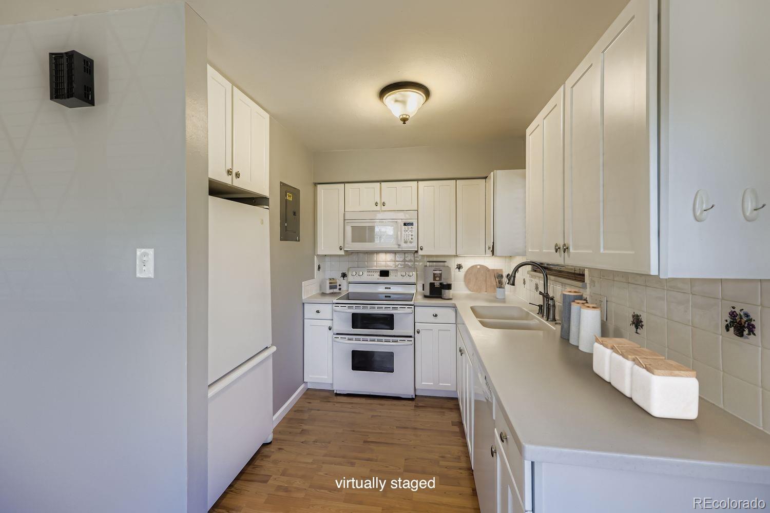 MLS Image #4 for 1399  vance street,lakewood, Colorado