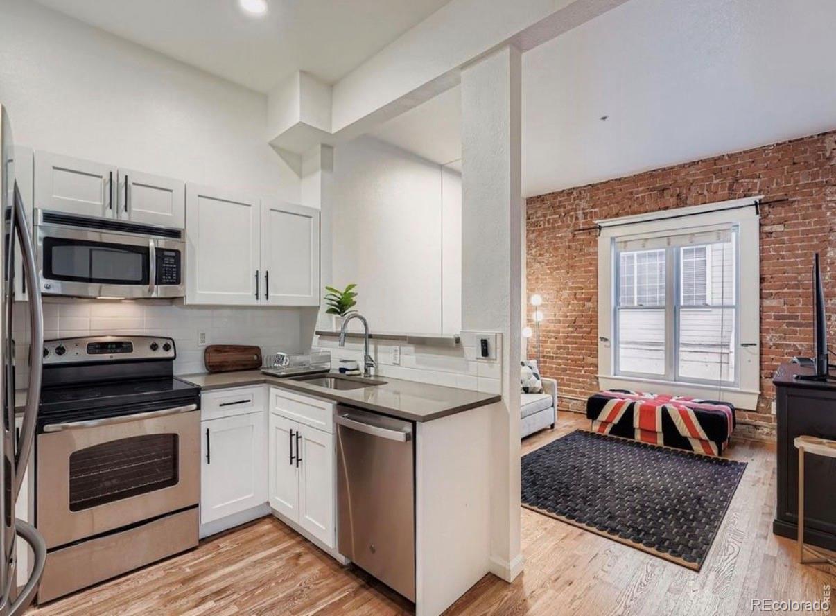MLS Image #2 for 1425 n washington street,denver, Colorado