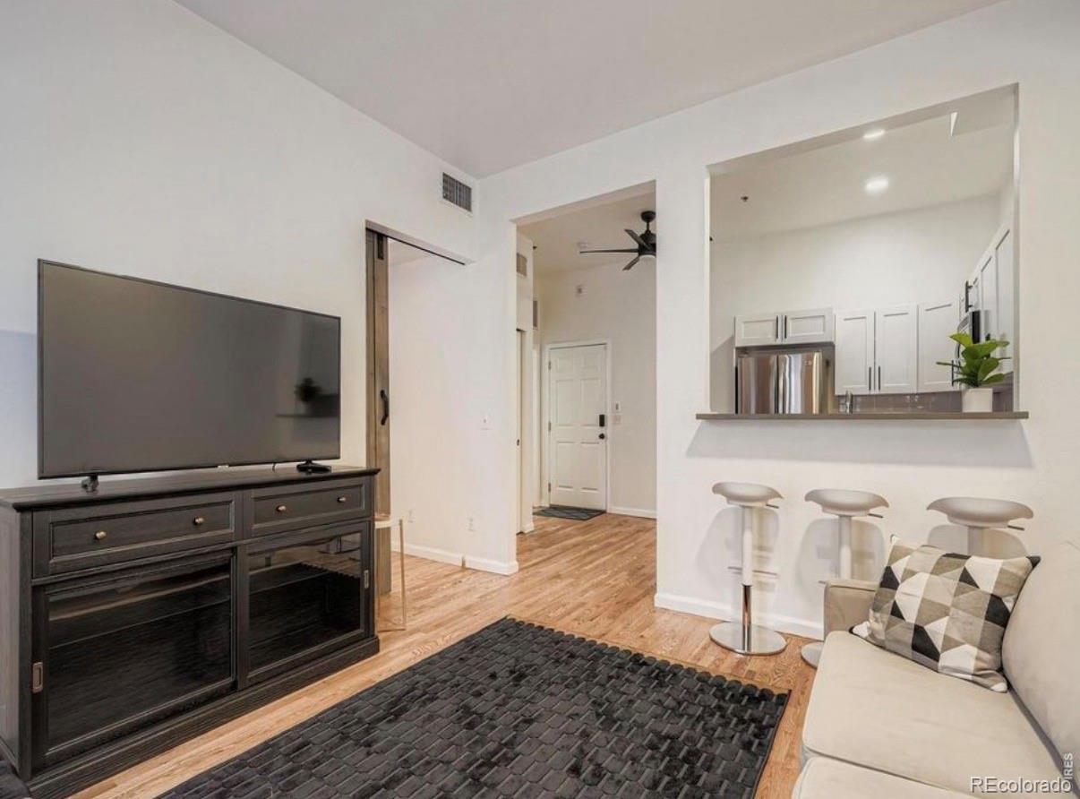 MLS Image #5 for 1425 n washington street,denver, Colorado