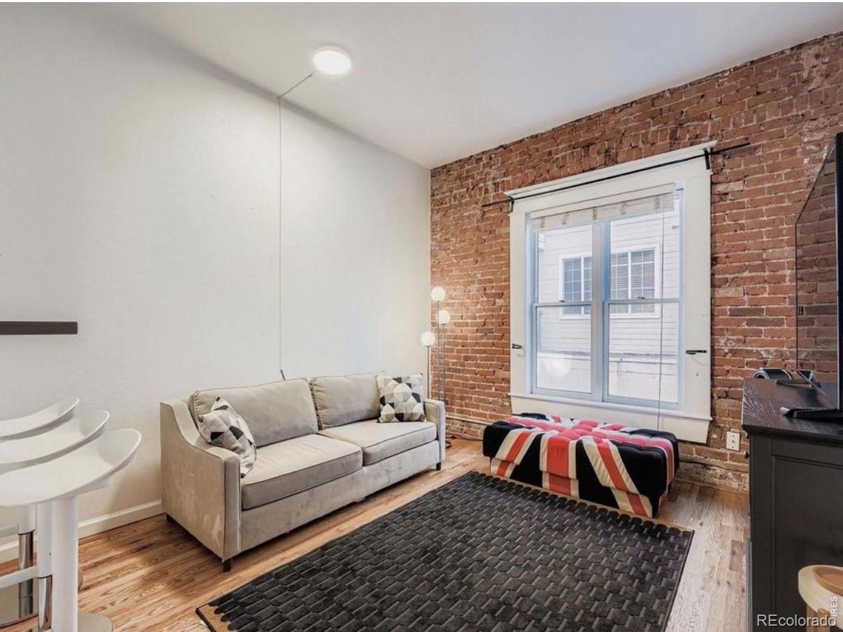 MLS Image #6 for 1425 n washington street,denver, Colorado