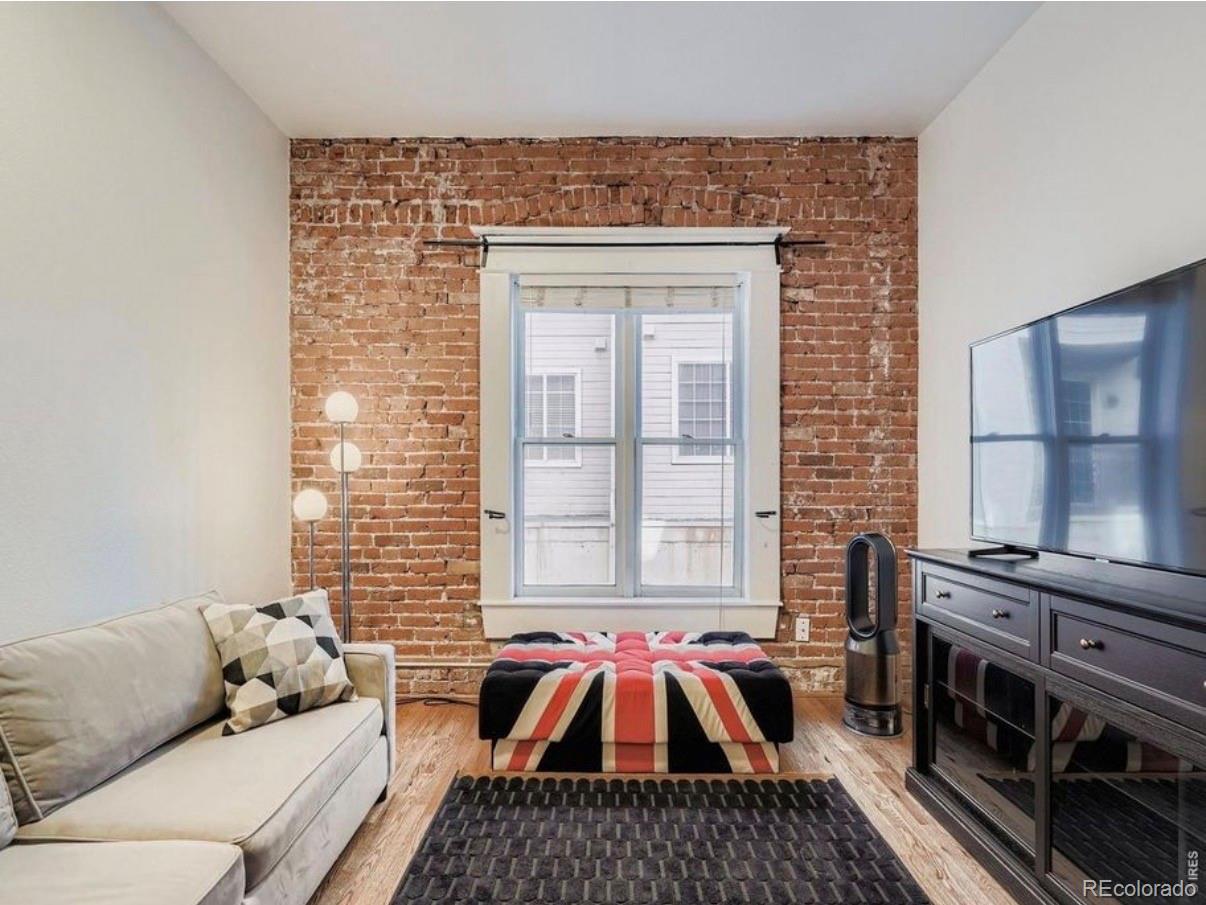 MLS Image #7 for 1425 n washington street,denver, Colorado