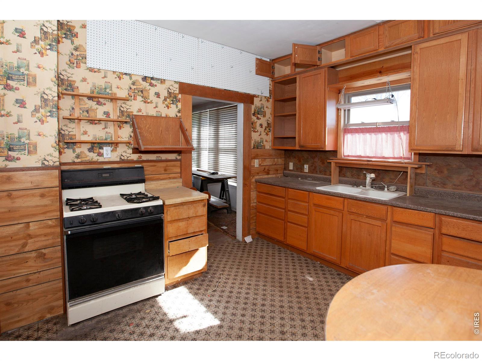 MLS Image #19 for 413  lincoln street,sterling, Colorado