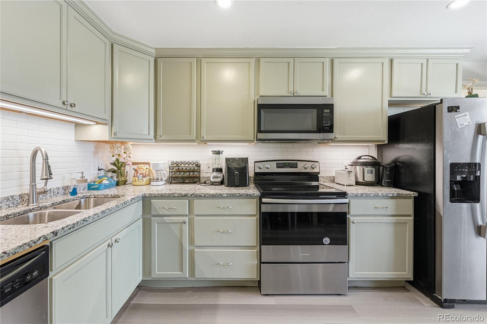 MLS Image #32 for 13611 e nevada place,aurora, Colorado
