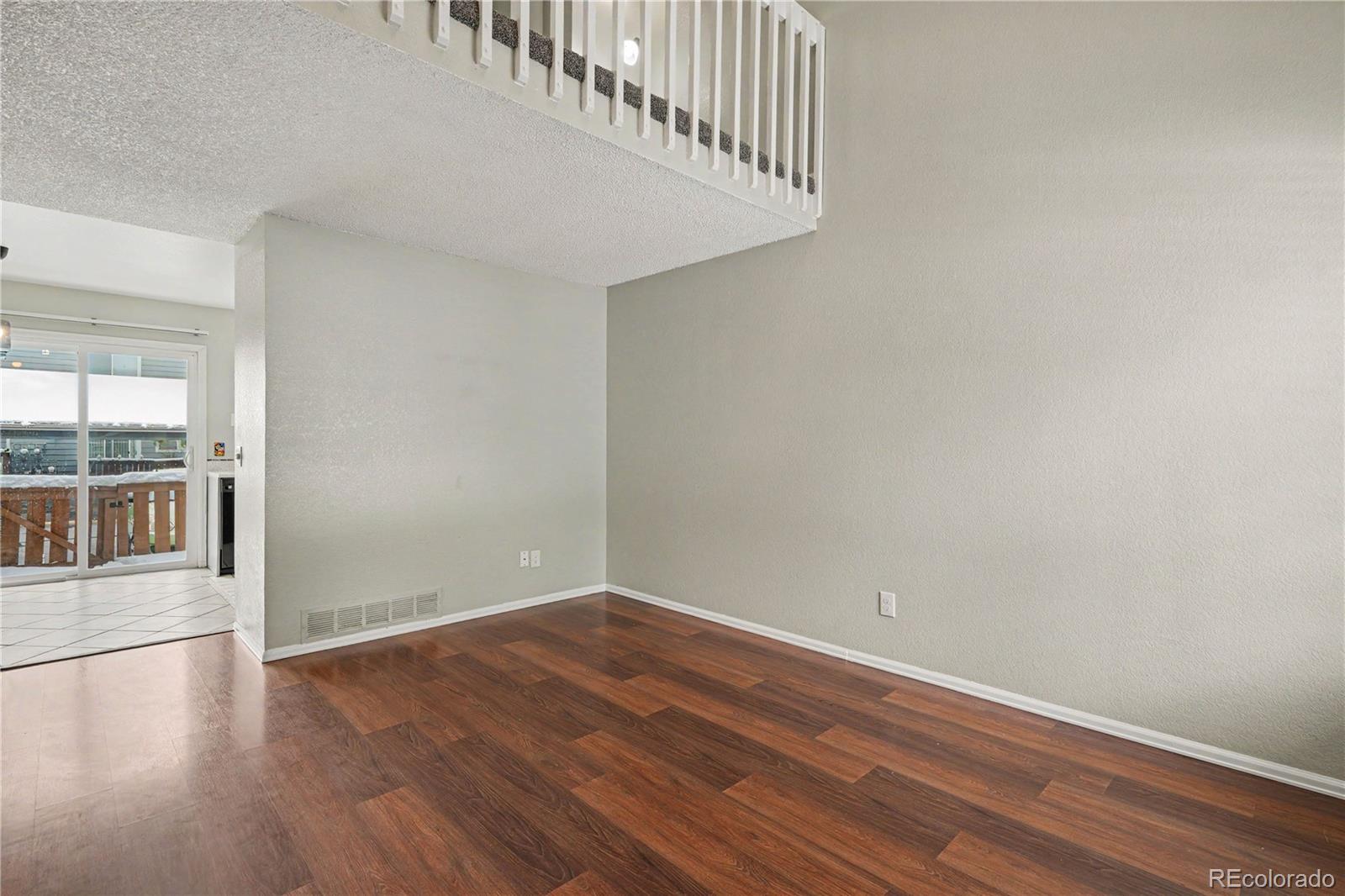 MLS Image #4 for 828  summer drive,highlands ranch, Colorado