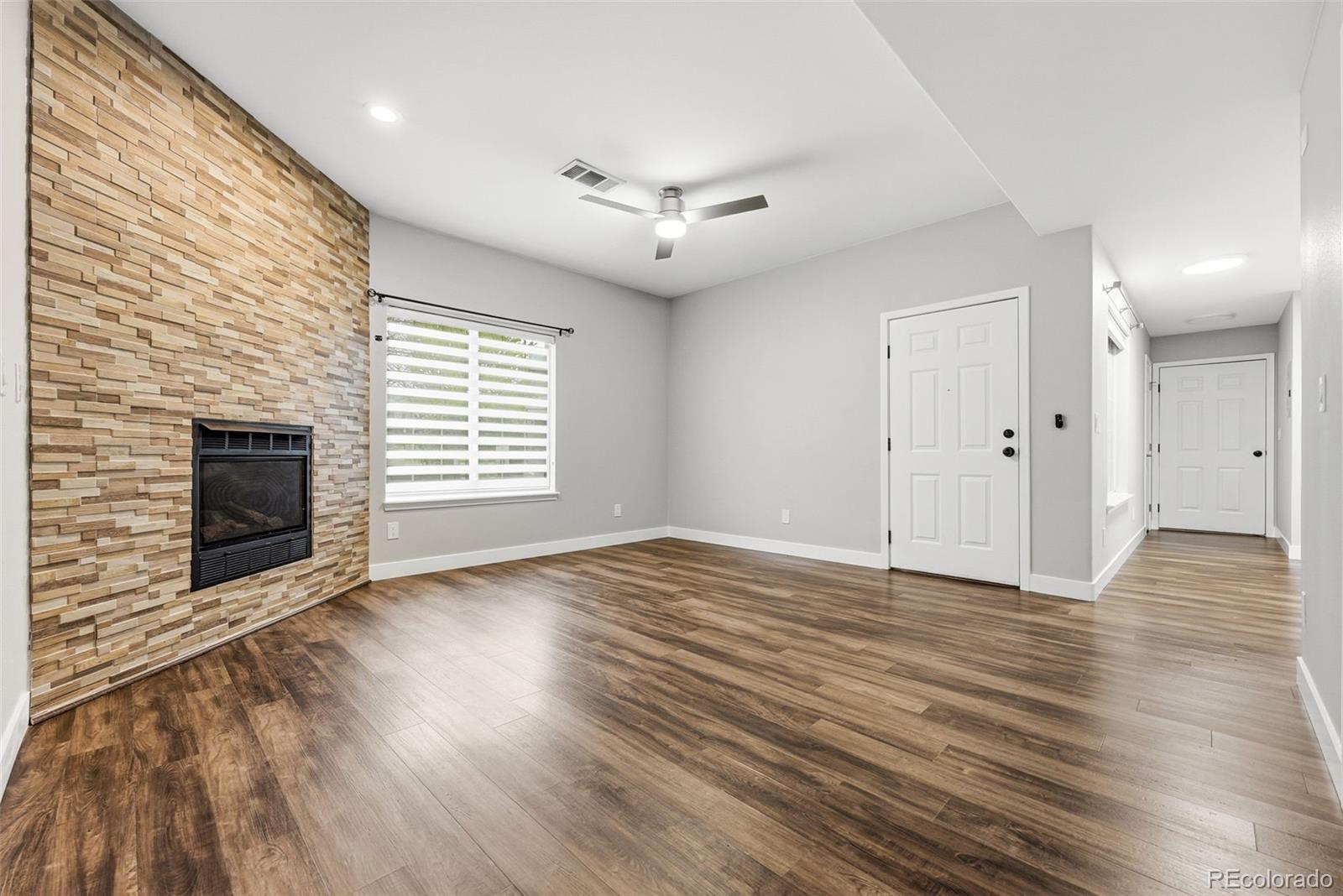 MLS Image #2 for 8601 e dry creek road,englewood, Colorado