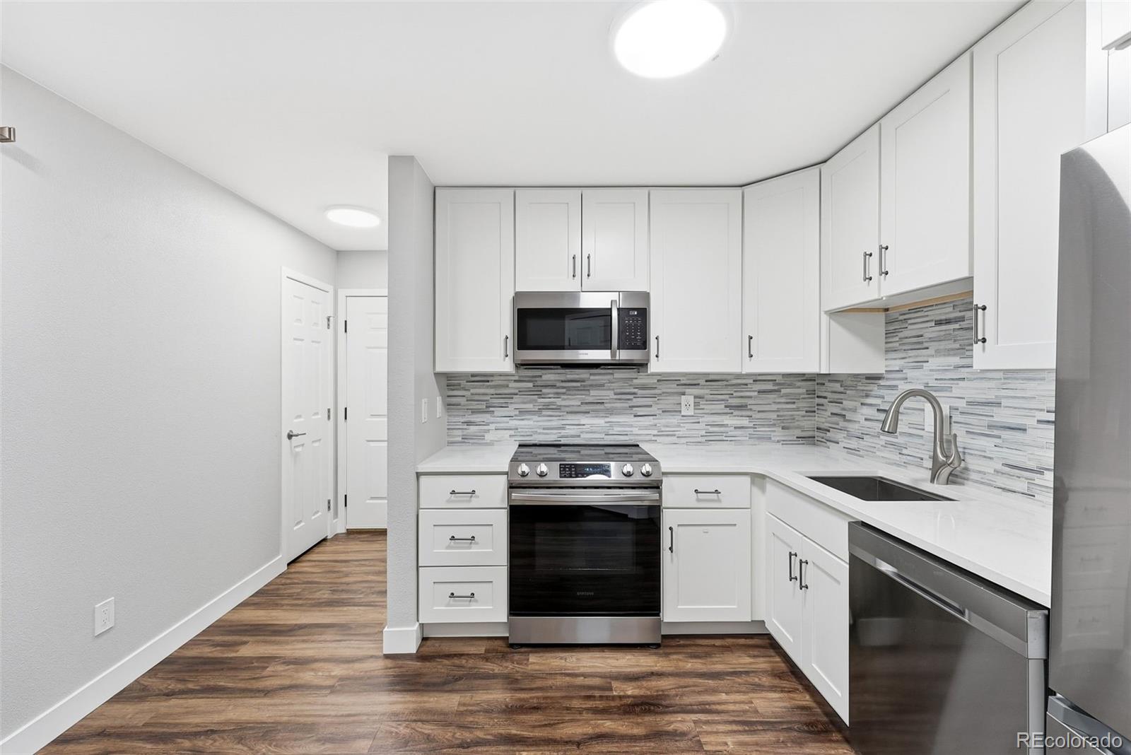 MLS Image #4 for 8601 e dry creek road,englewood, Colorado