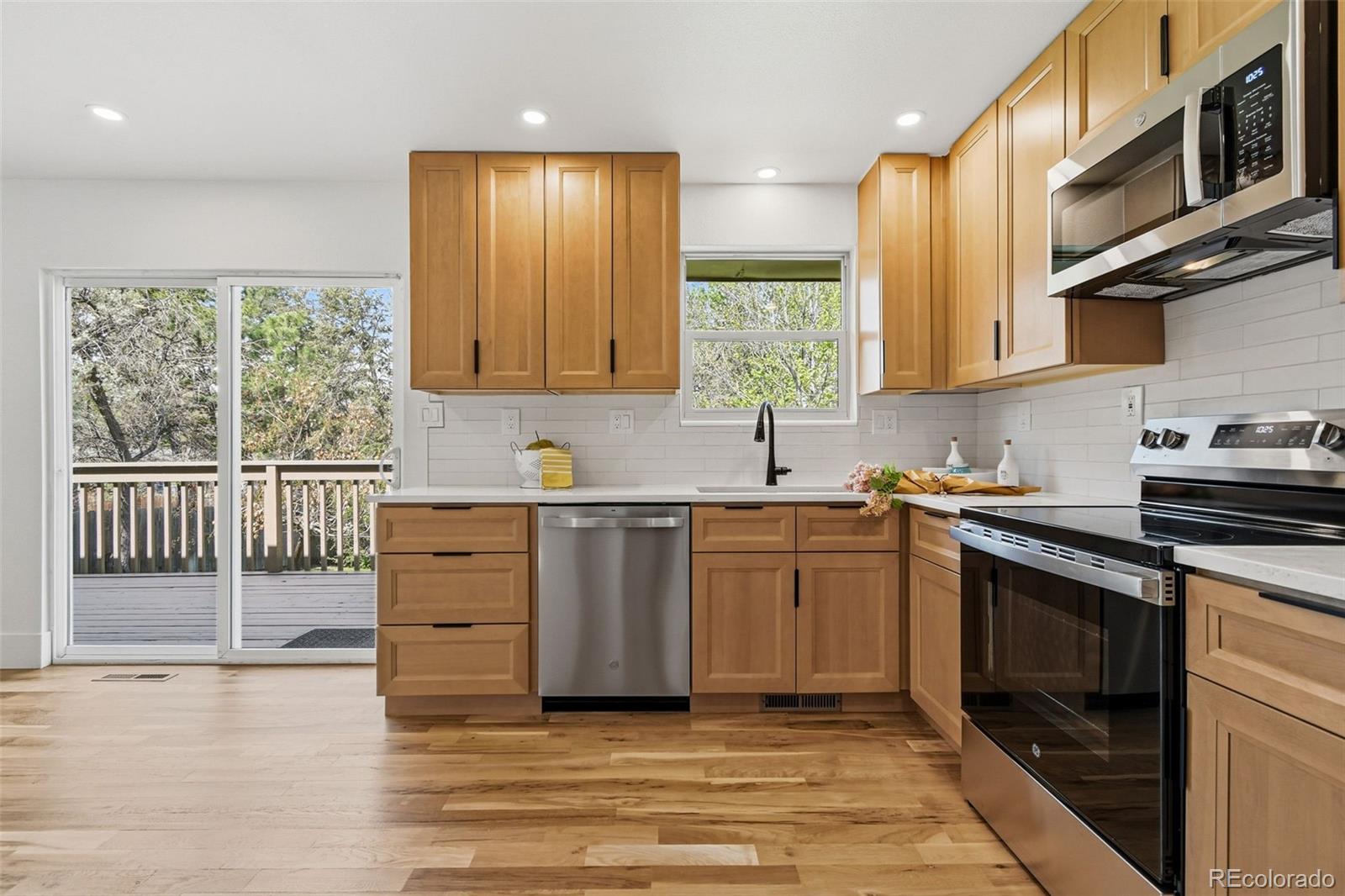 MLS Image #10 for 8855 e easter avenue,centennial, Colorado