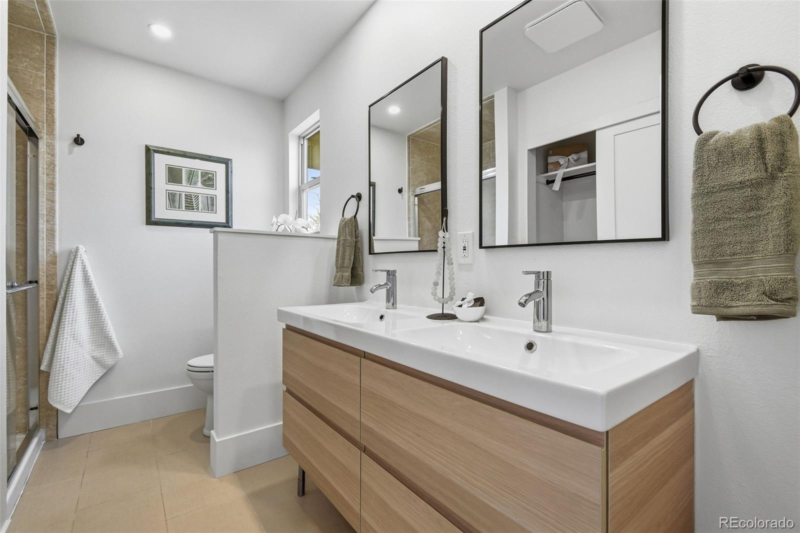 MLS Image #18 for 8855 e easter avenue,centennial, Colorado