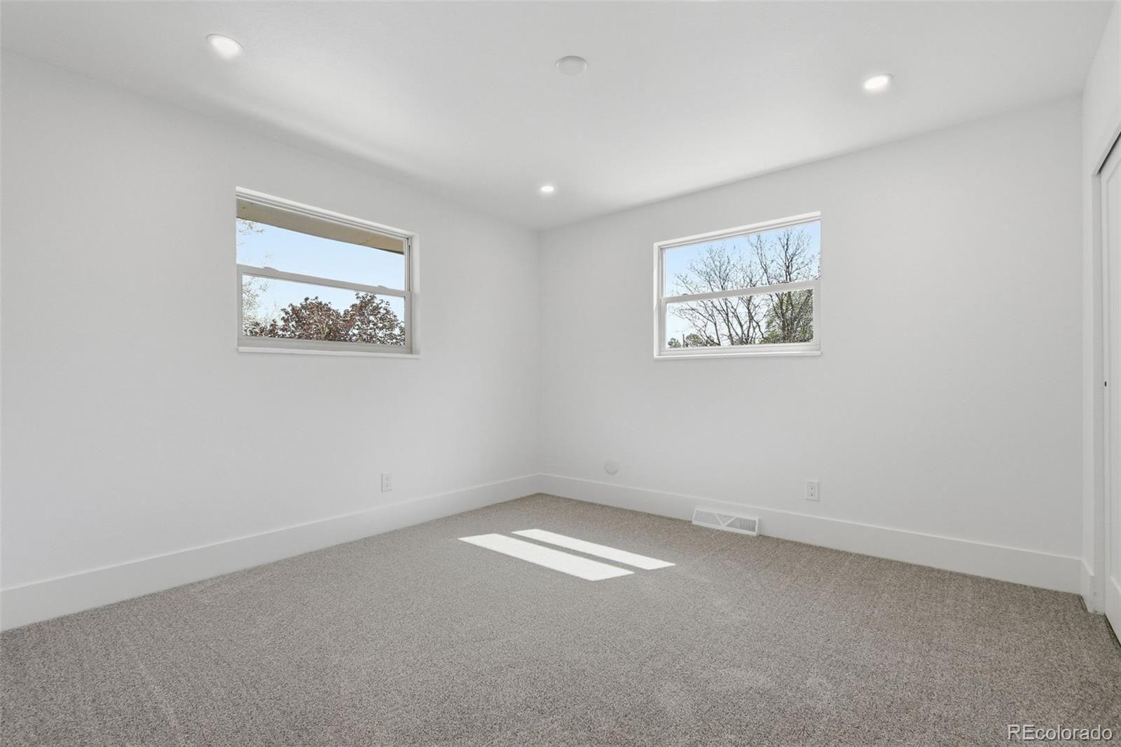 MLS Image #22 for 8855 e easter avenue,centennial, Colorado