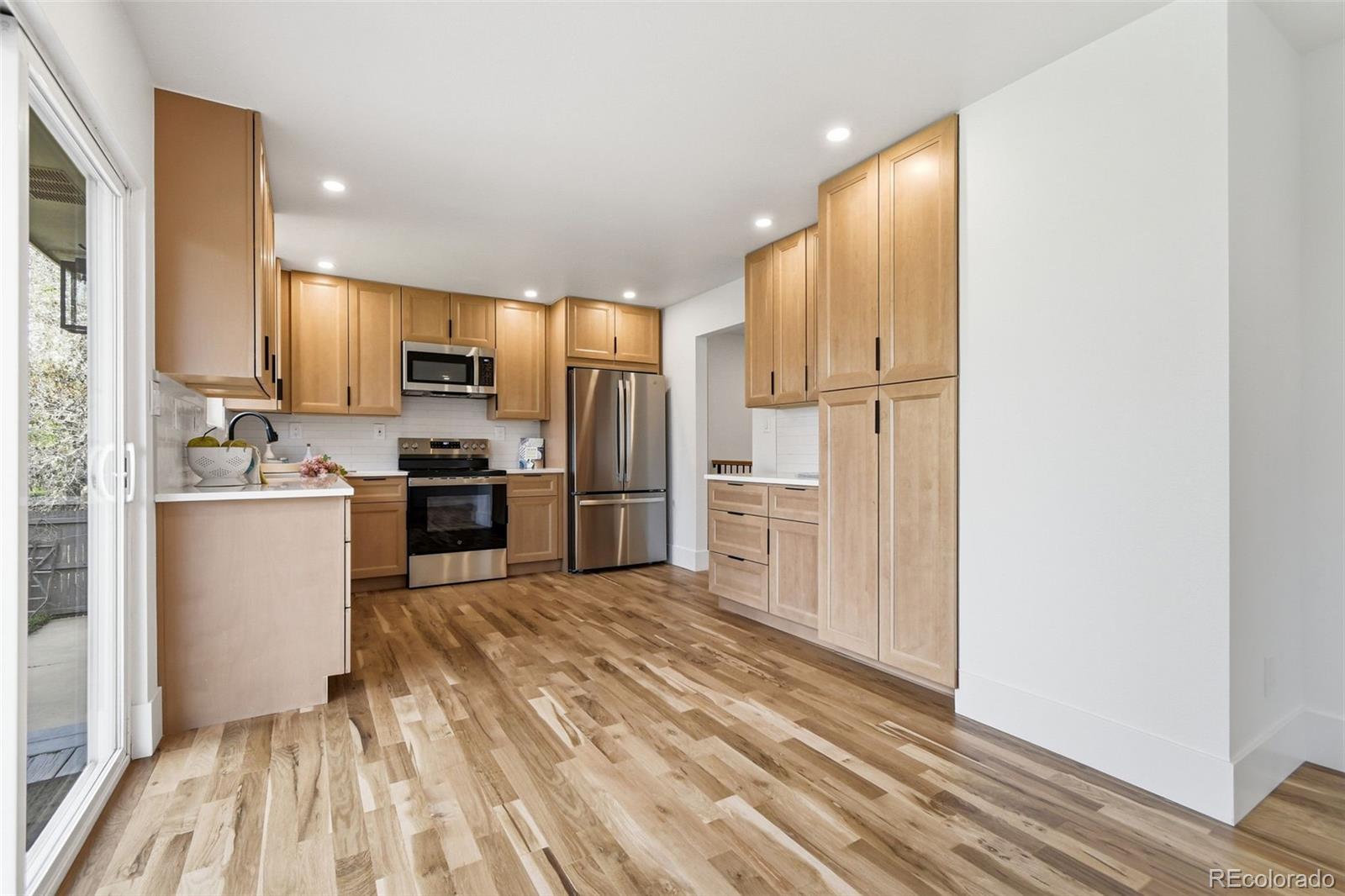 MLS Image #8 for 8855 e easter avenue,centennial, Colorado