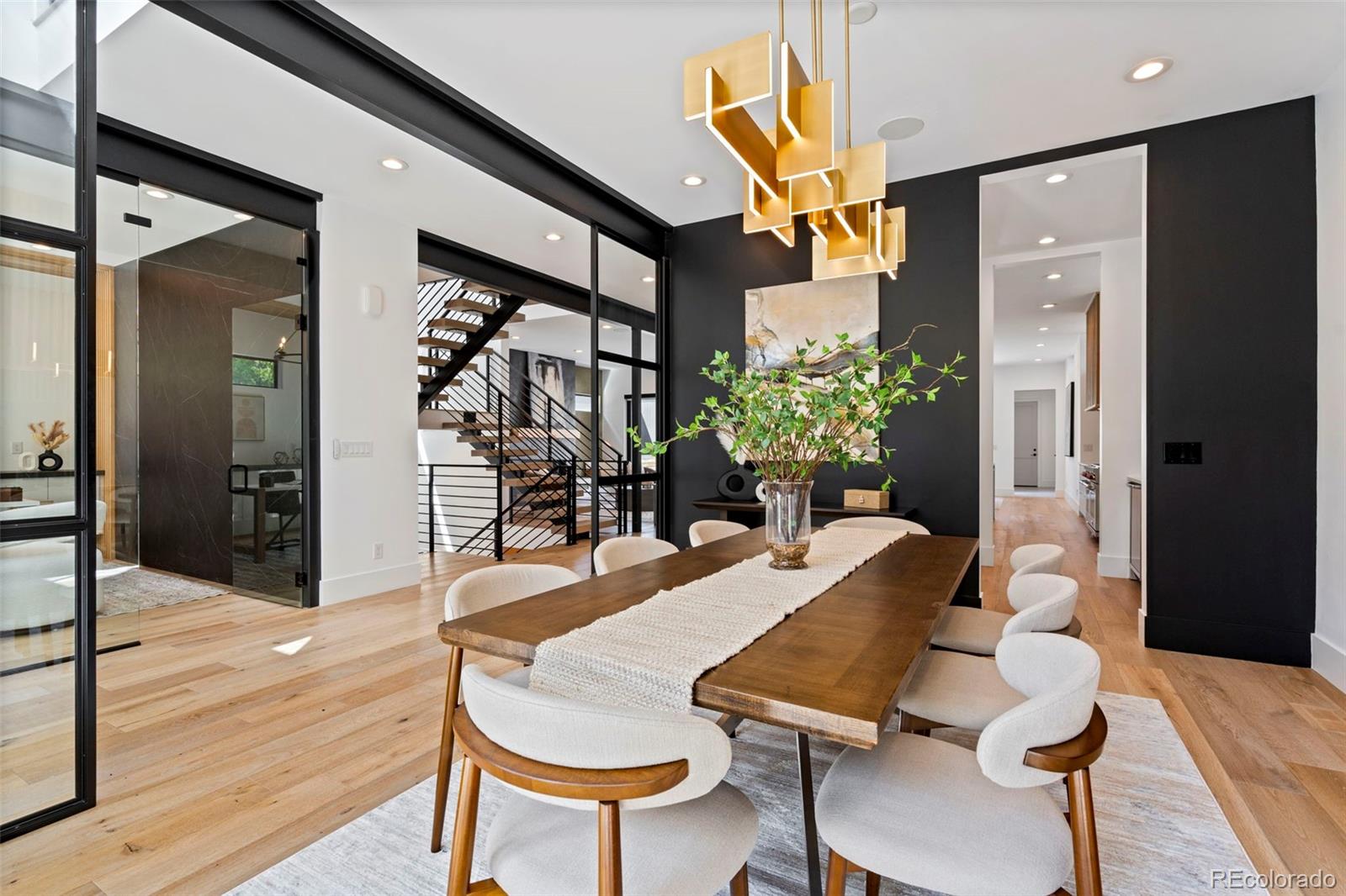 MLS Image #3 for 959 s vine street,denver, Colorado