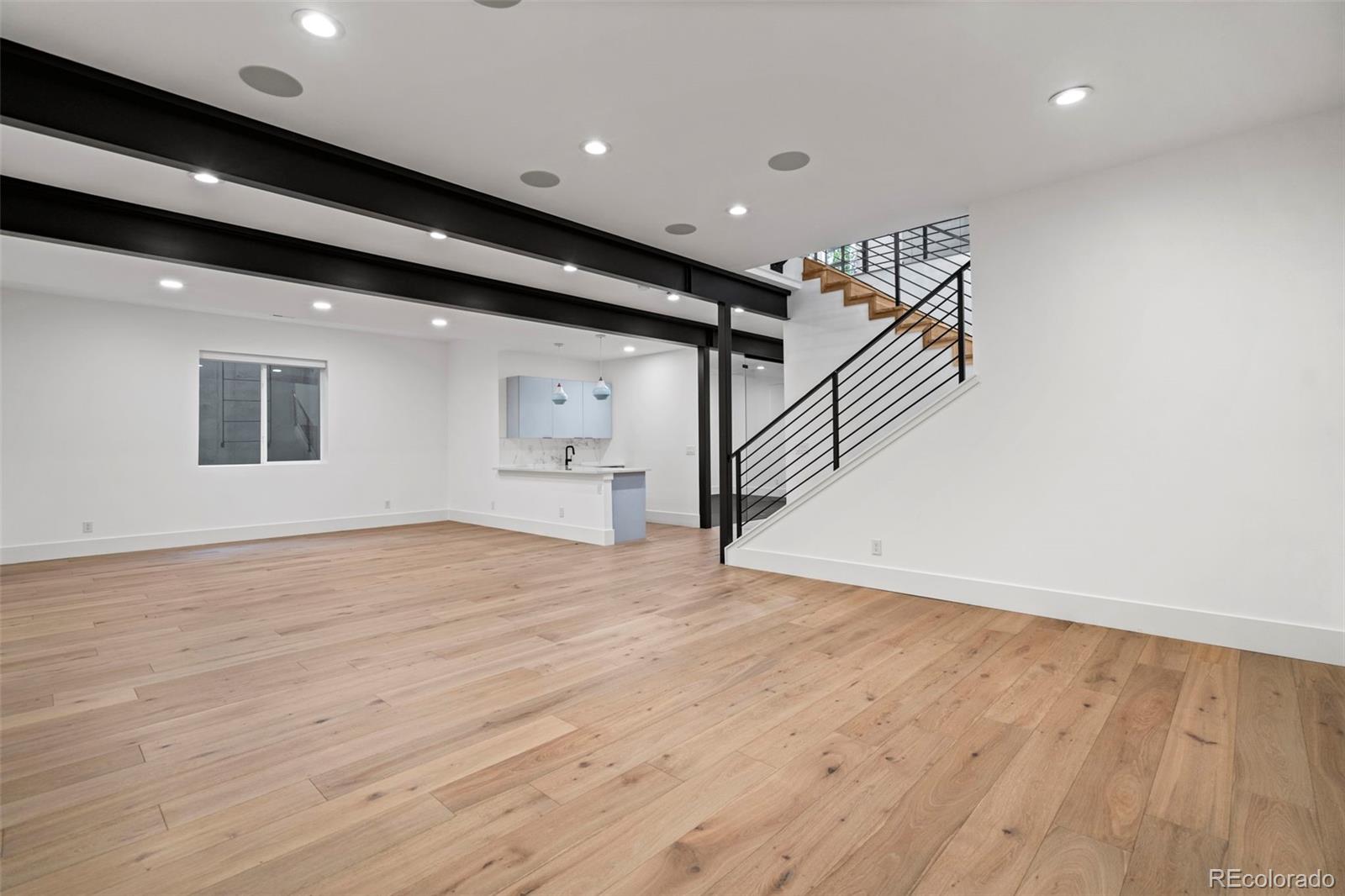 MLS Image #30 for 959 s vine street,denver, Colorado