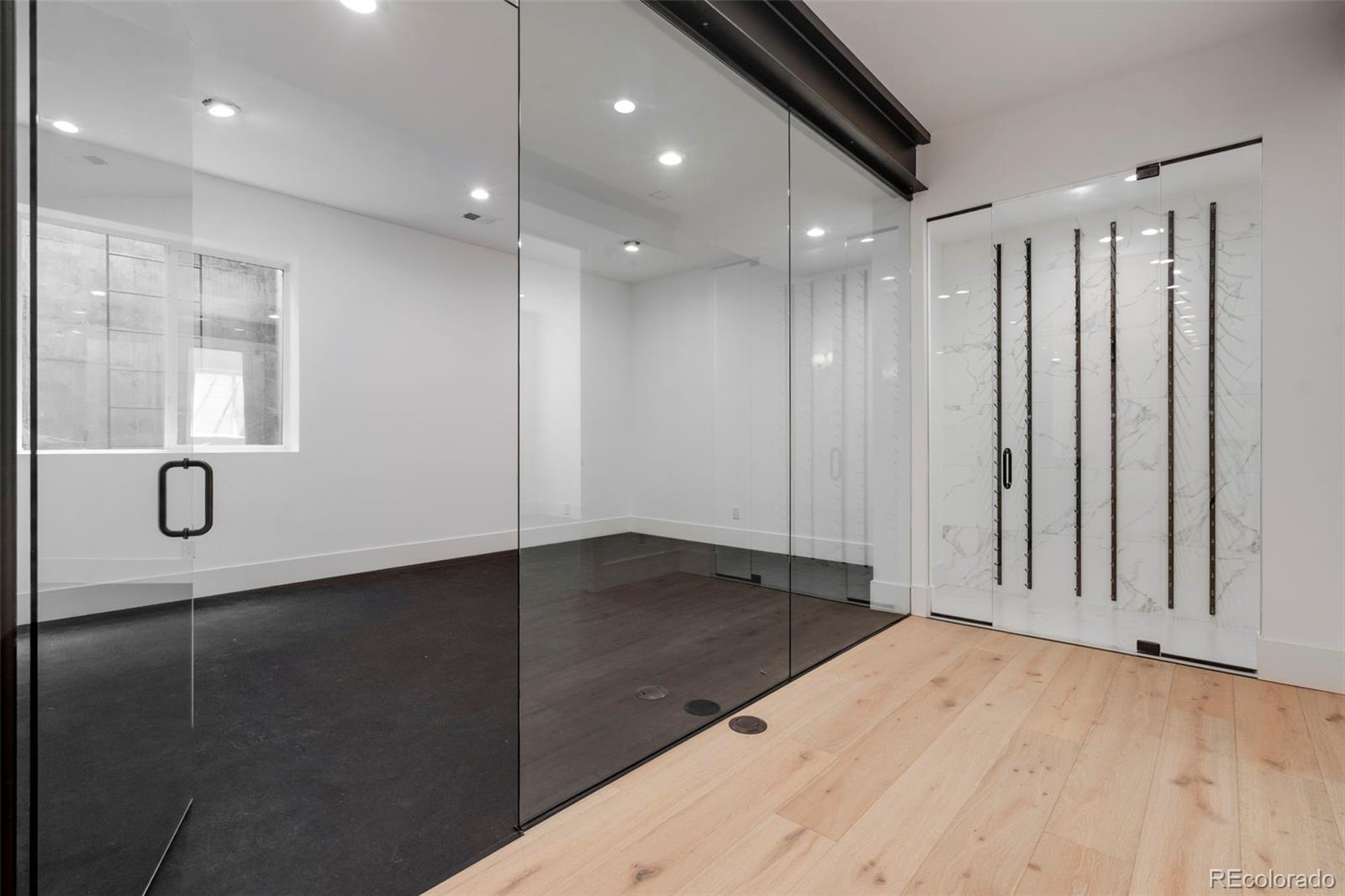 MLS Image #33 for 959 s vine street,denver, Colorado