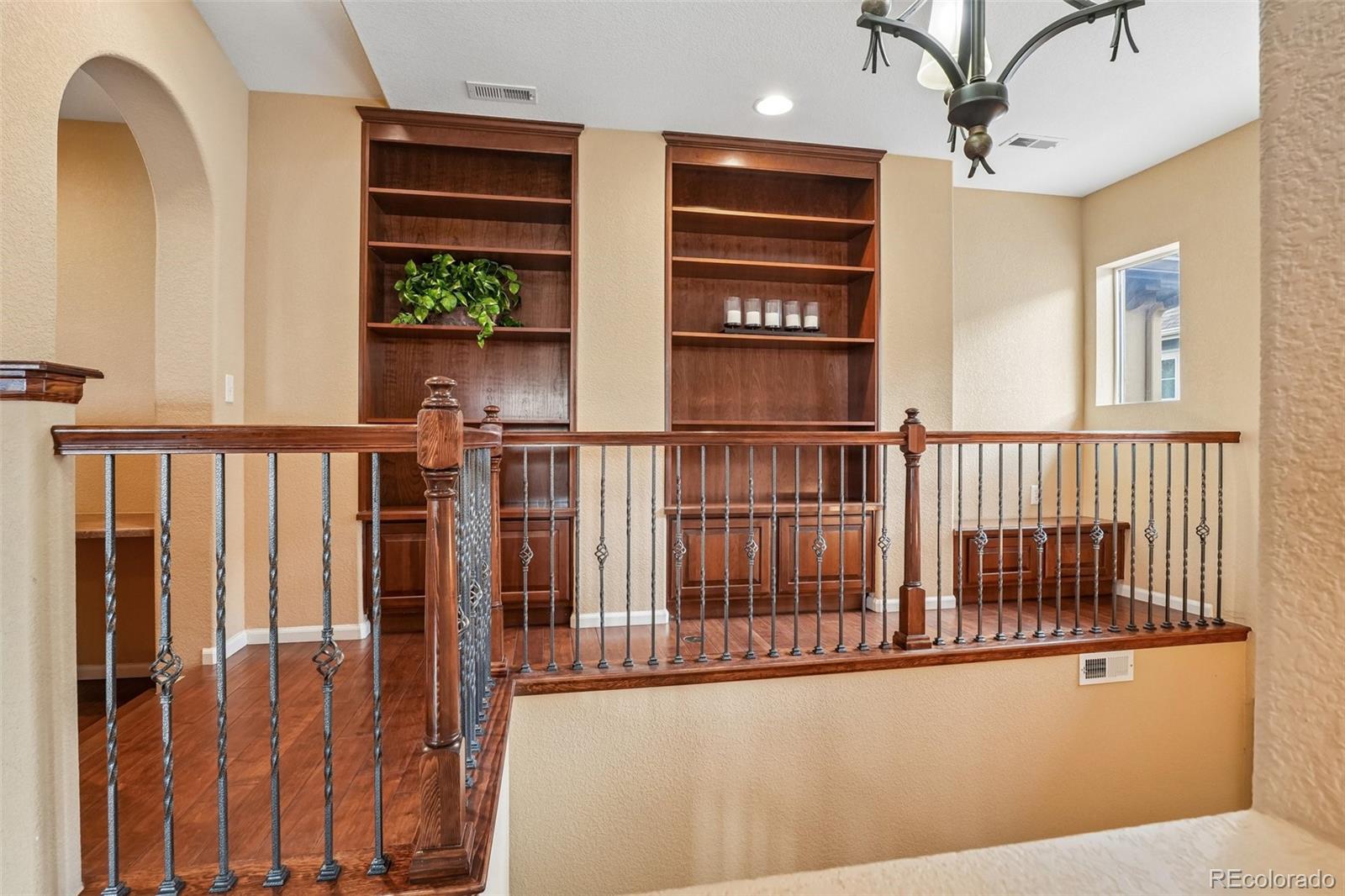 MLS Image #20 for 2468  syracuse street,denver, Colorado