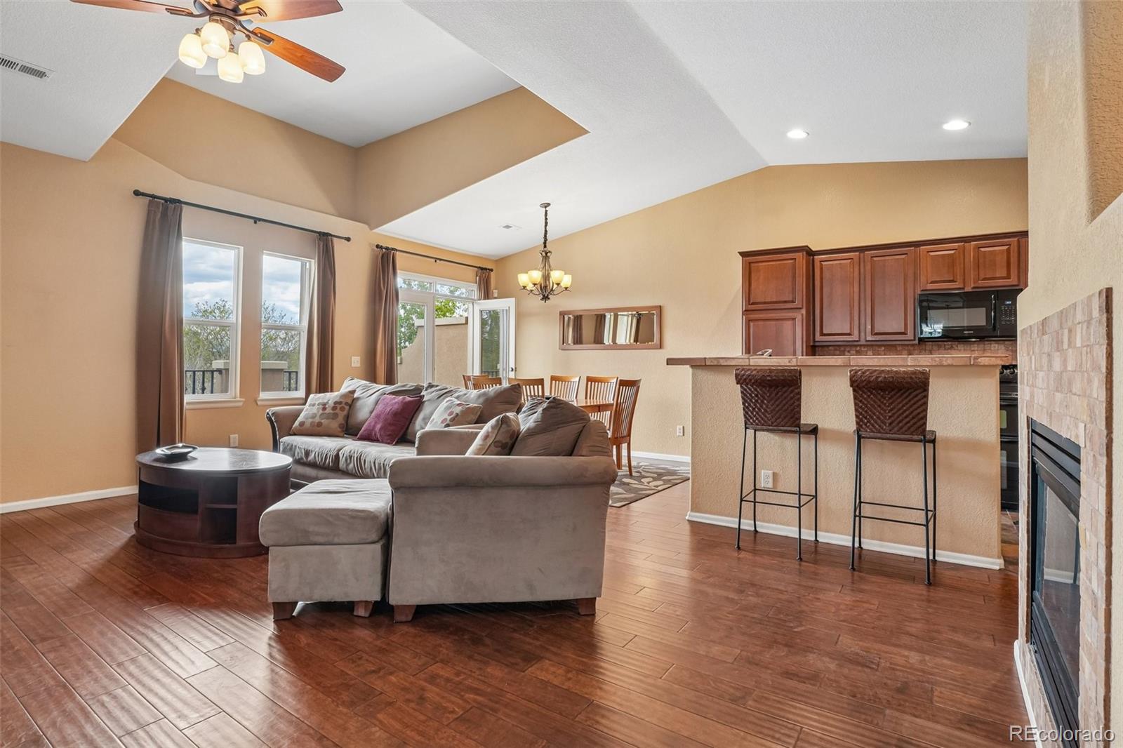 MLS Image #6 for 2468  syracuse street,denver, Colorado