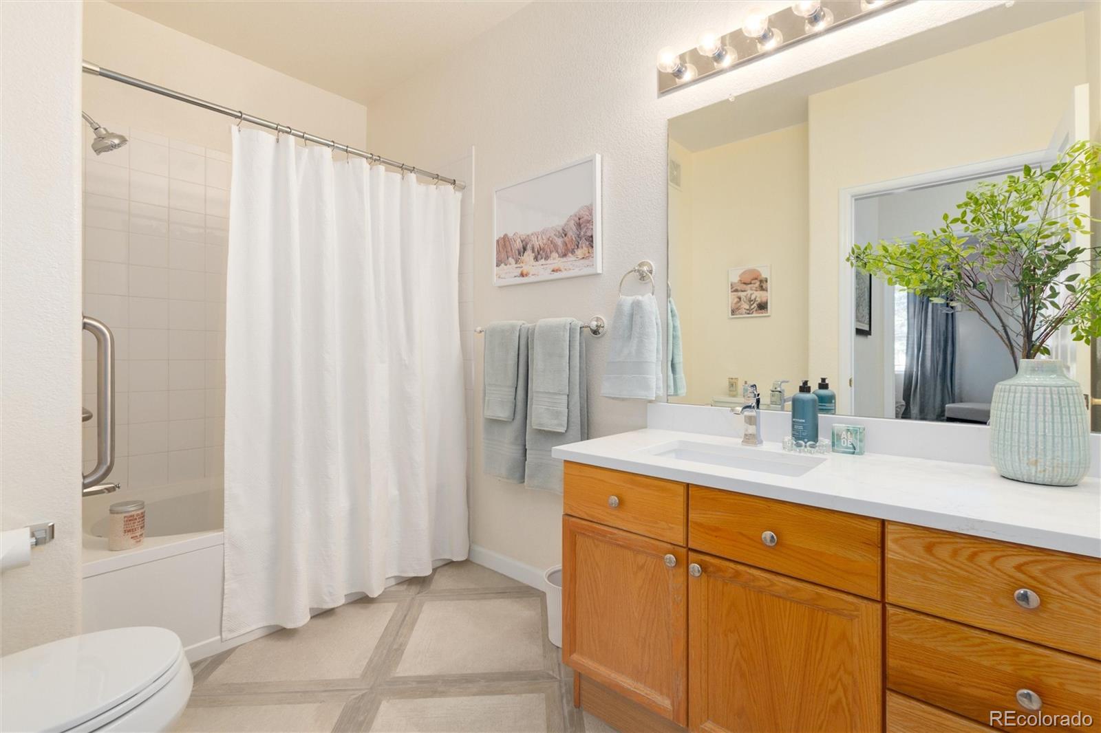 MLS Image #18 for 9568 w san juan circle 105,littleton, Colorado