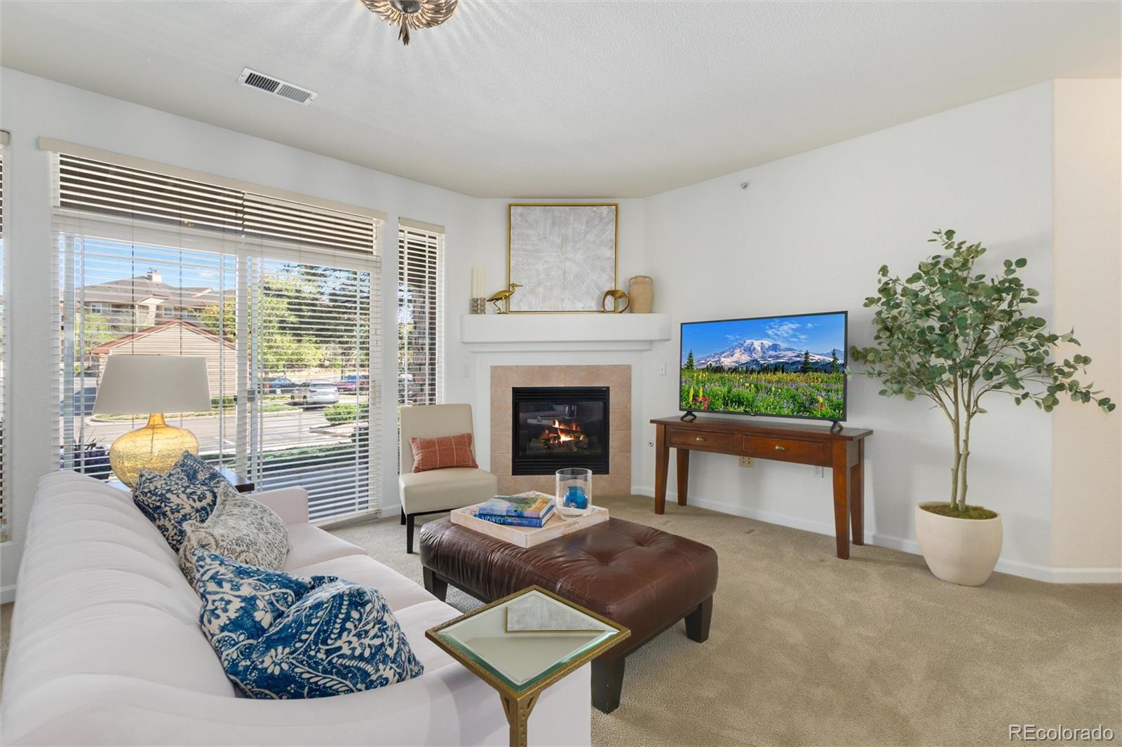 MLS Image #2 for 9568 w san juan circle 105,littleton, Colorado
